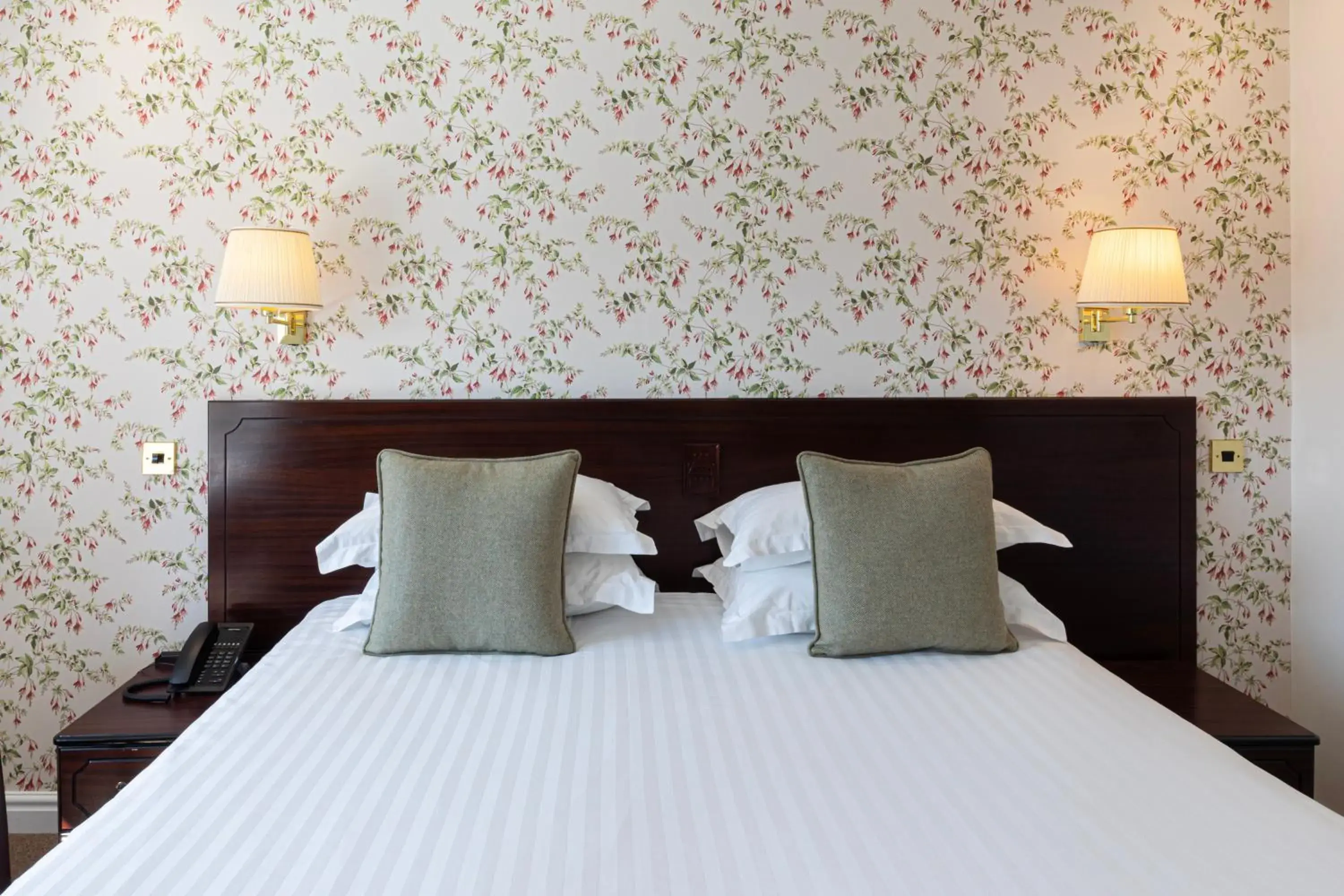 Classic Double or Twin Room - Disability Access in Lake District Castle Inn Hotel & Spa Classic Double or Twin Room - Disability Access in Lake District Castle Inn Hotel & Spa