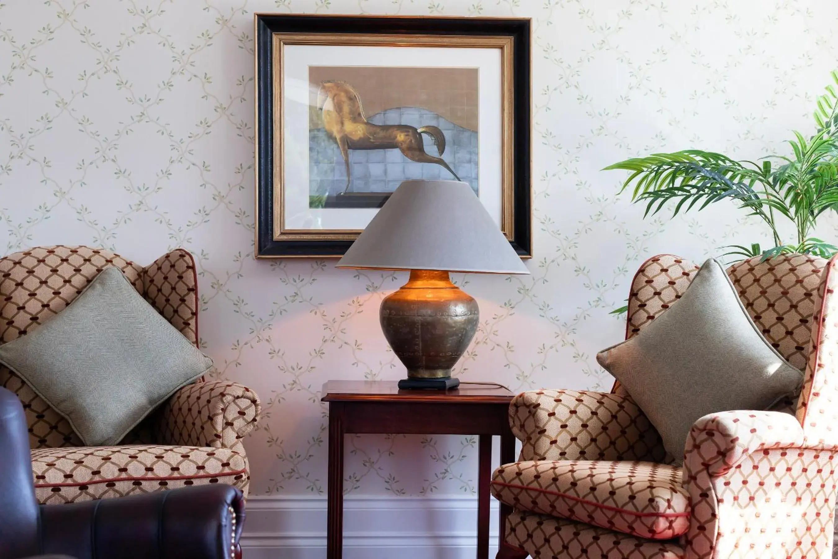 Property building in Lake District Castle Inn Property building in Lake District Castle Inn