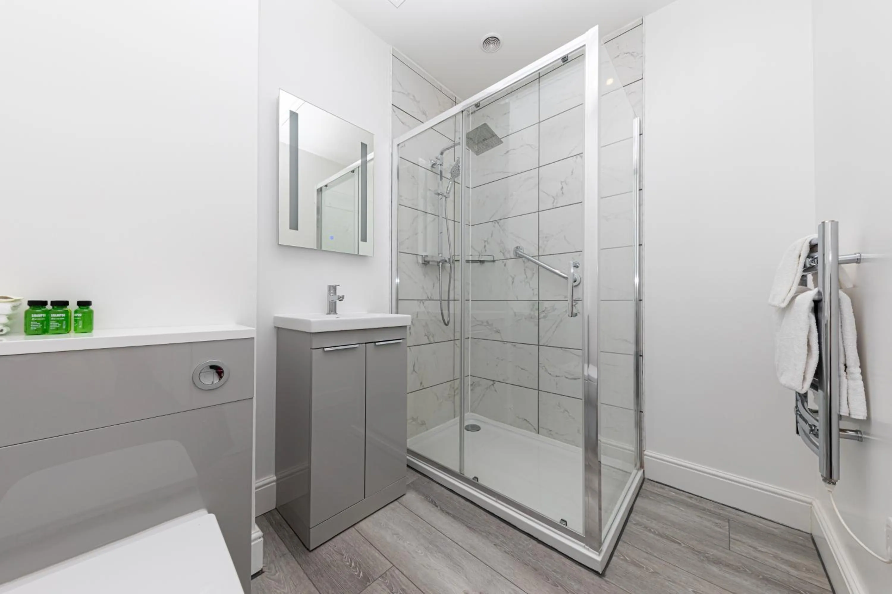 Bedroom in Lake District Castle Inn