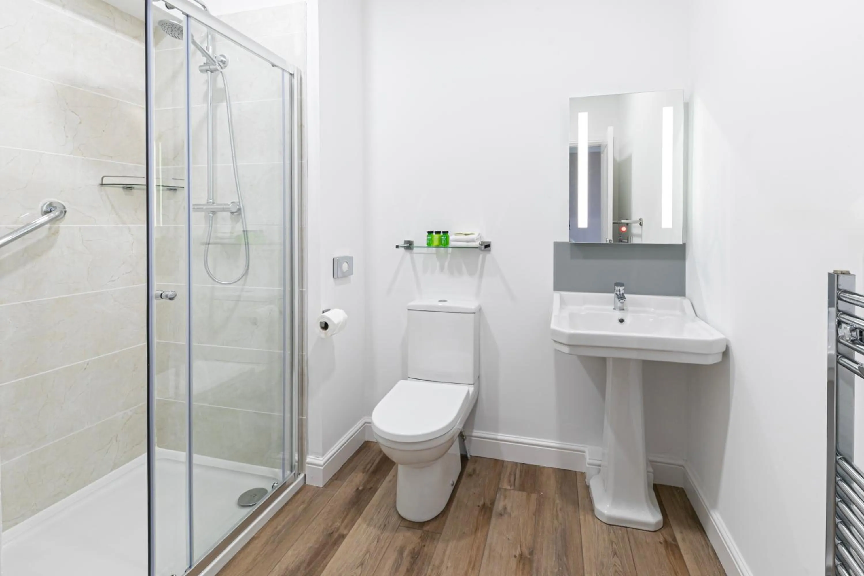 Toilet in Lake District Castle Inn