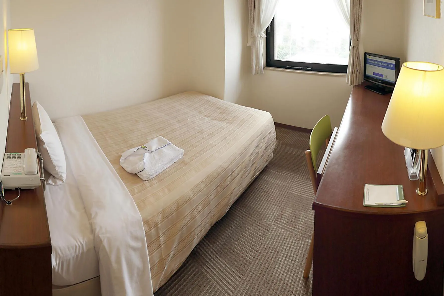 Photo of the whole room, Bed in Kumegawa Wing Hotel