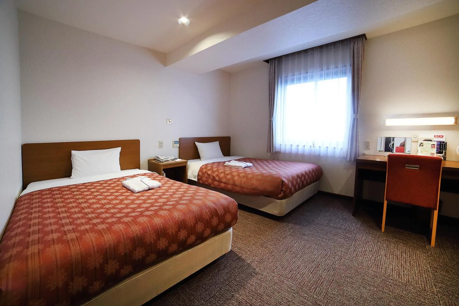 Photo of the whole room, Bed in Kumegawa Wing Hotel