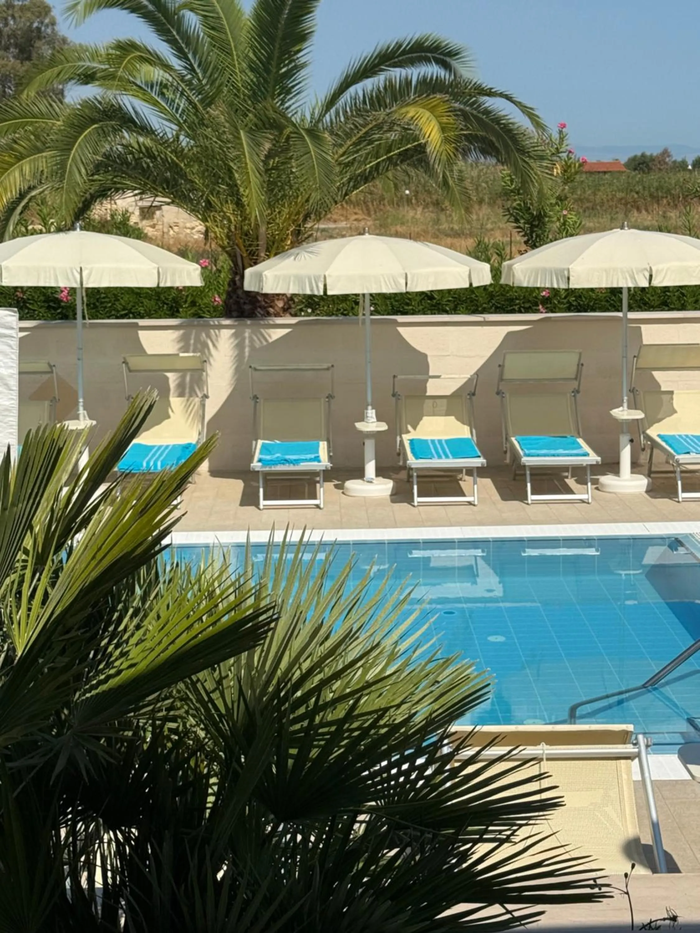 Swimming pool in Residence Bandiera Gialla