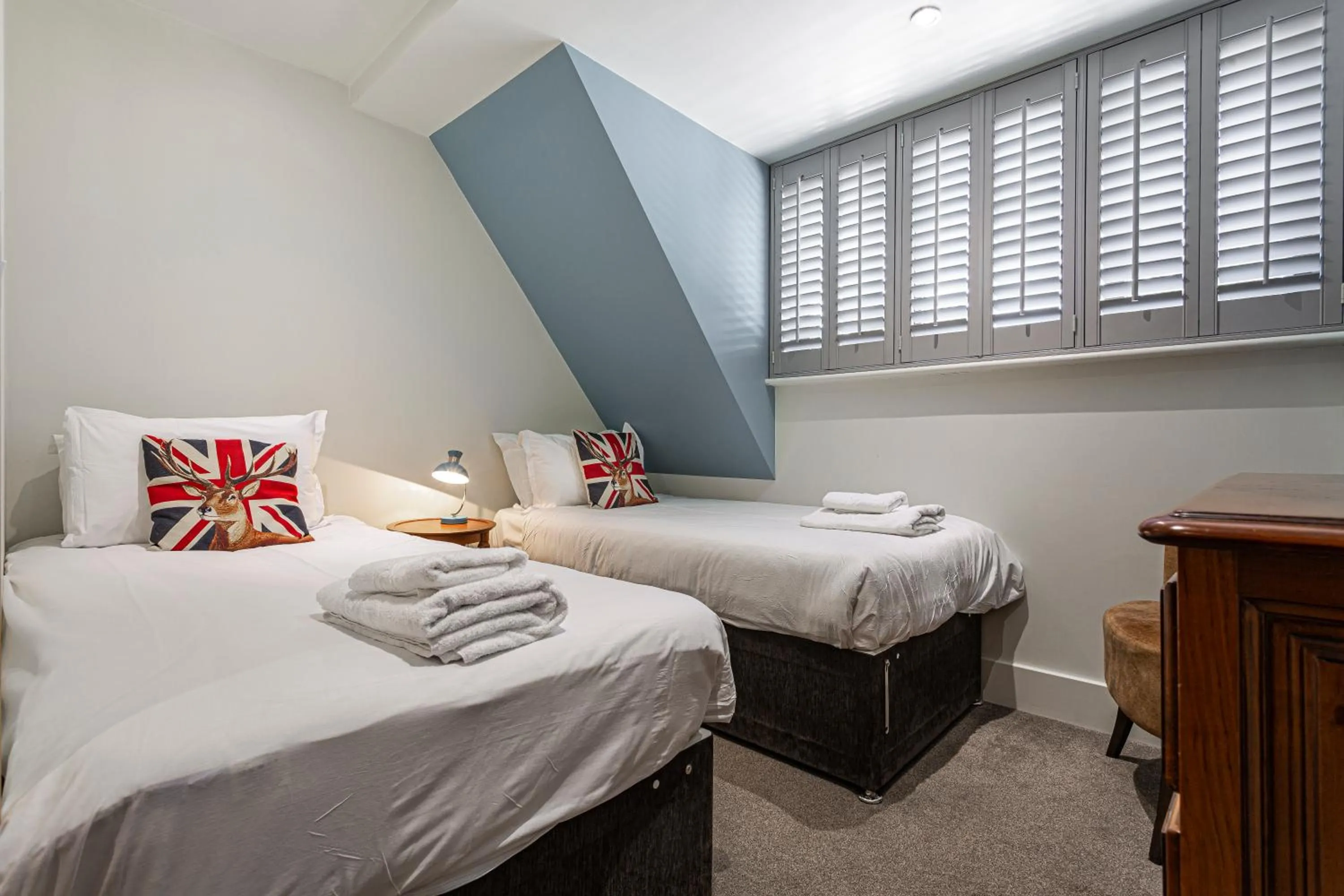 Bed in Forest Park Country Hotel & Inn, Brockenhurst, New Forest, Hampshire - The Coaching Inn Group