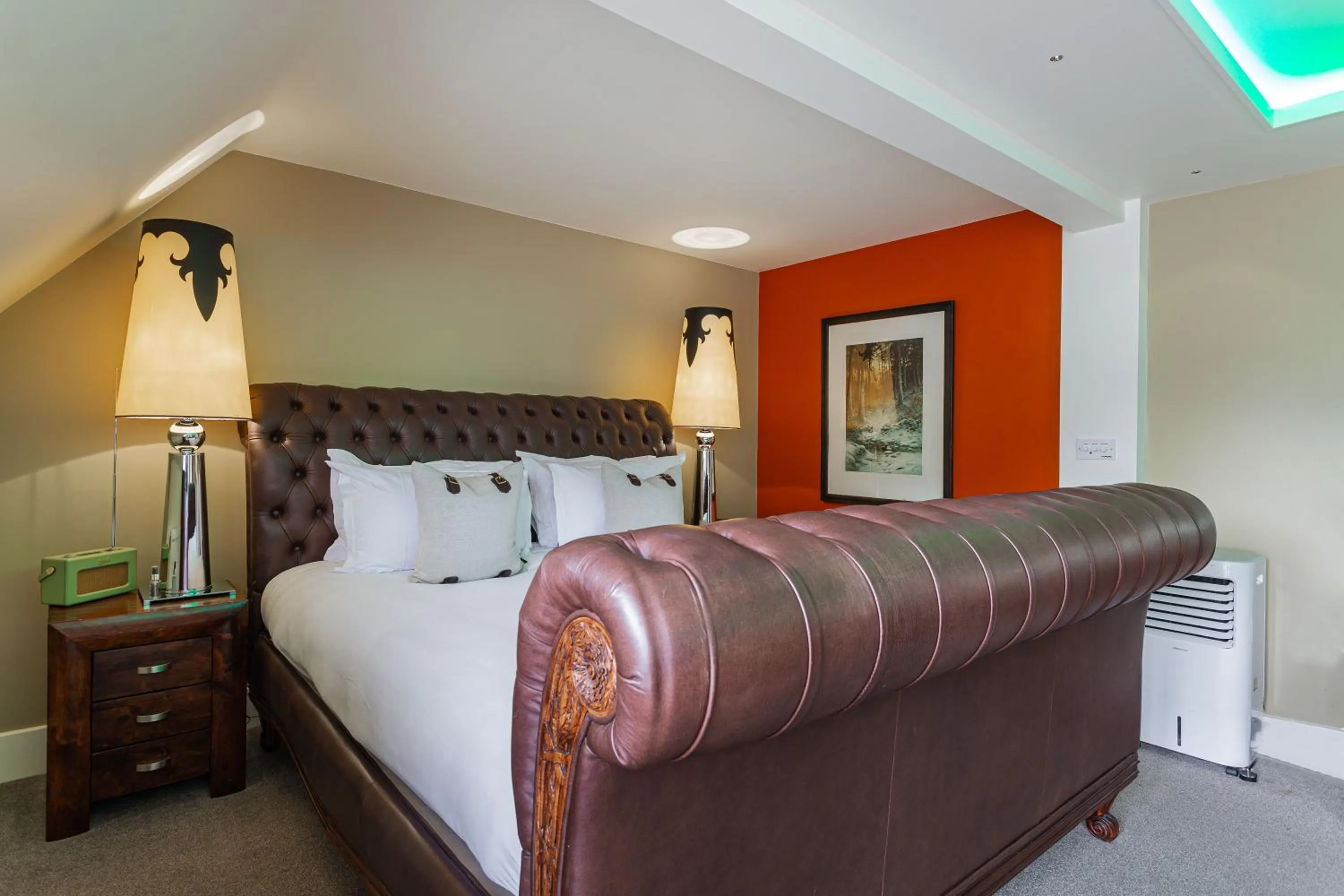 Bed in Forest Park Country Hotel & Inn, Brockenhurst, New Forest, Hampshire - The Coaching Inn Group