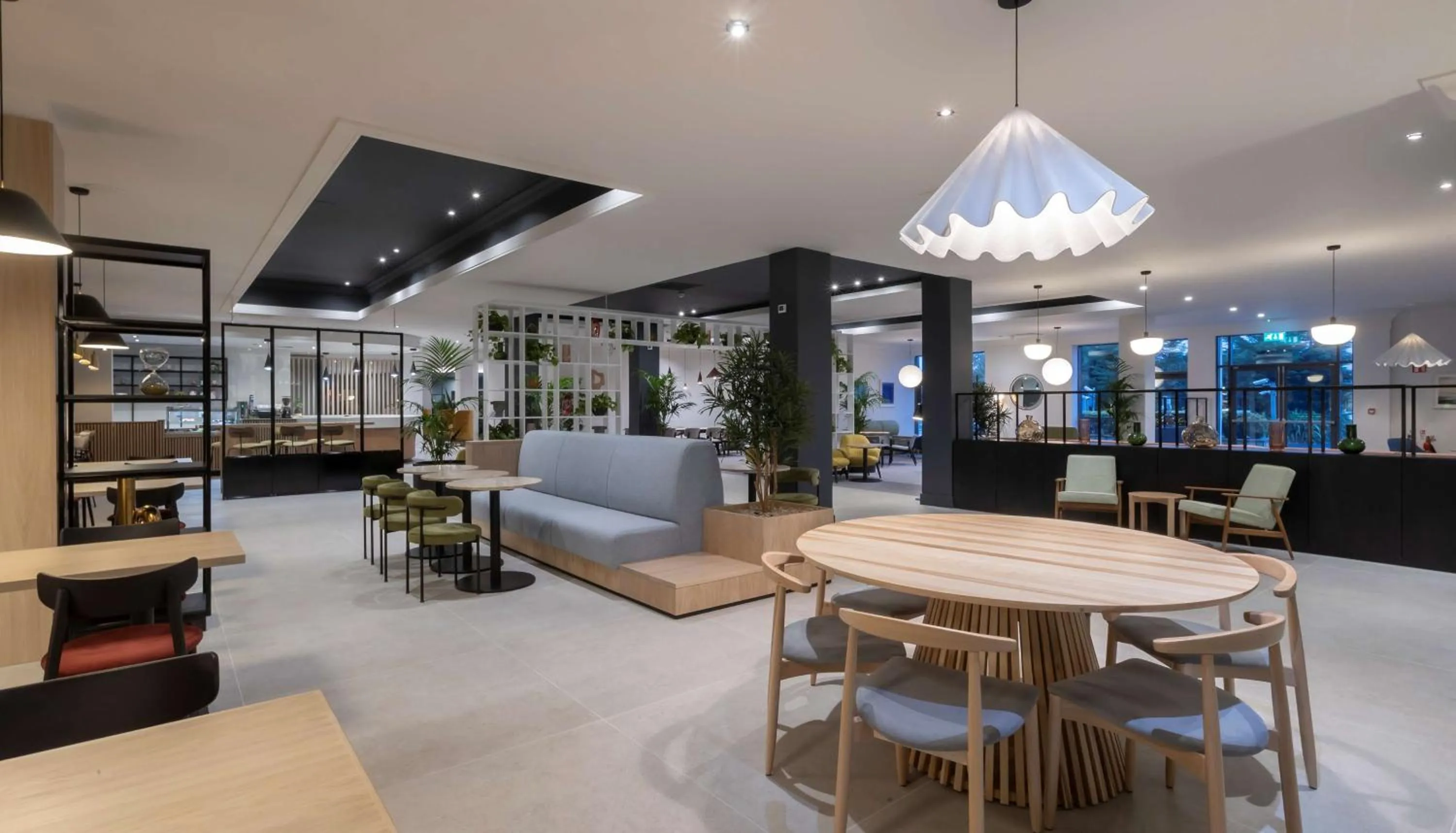 Restaurant/places to eat in Radisson Blu Hotel Dublin Airport