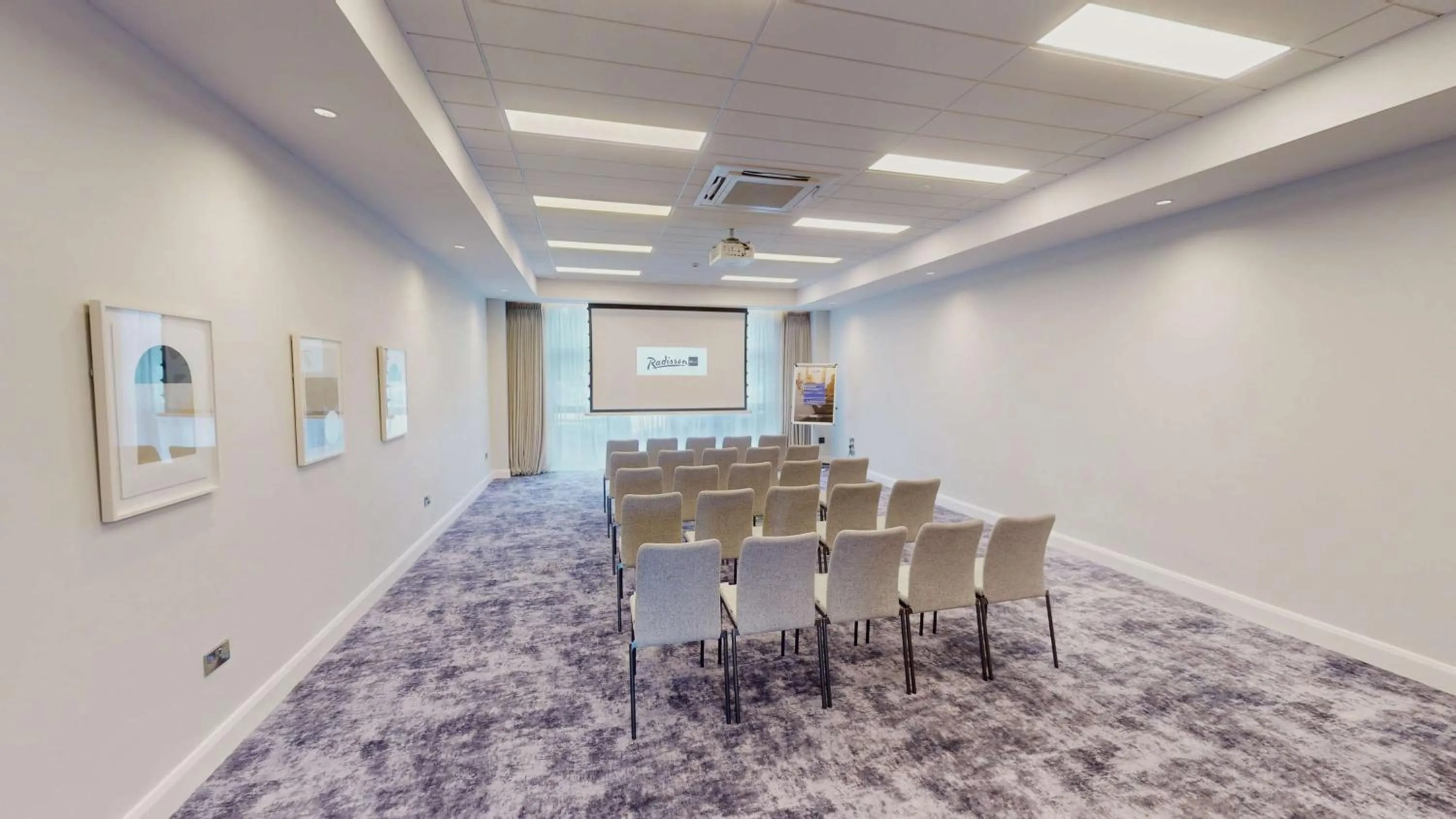 Meeting/conference room in Radisson Blu Hotel Dublin Airport