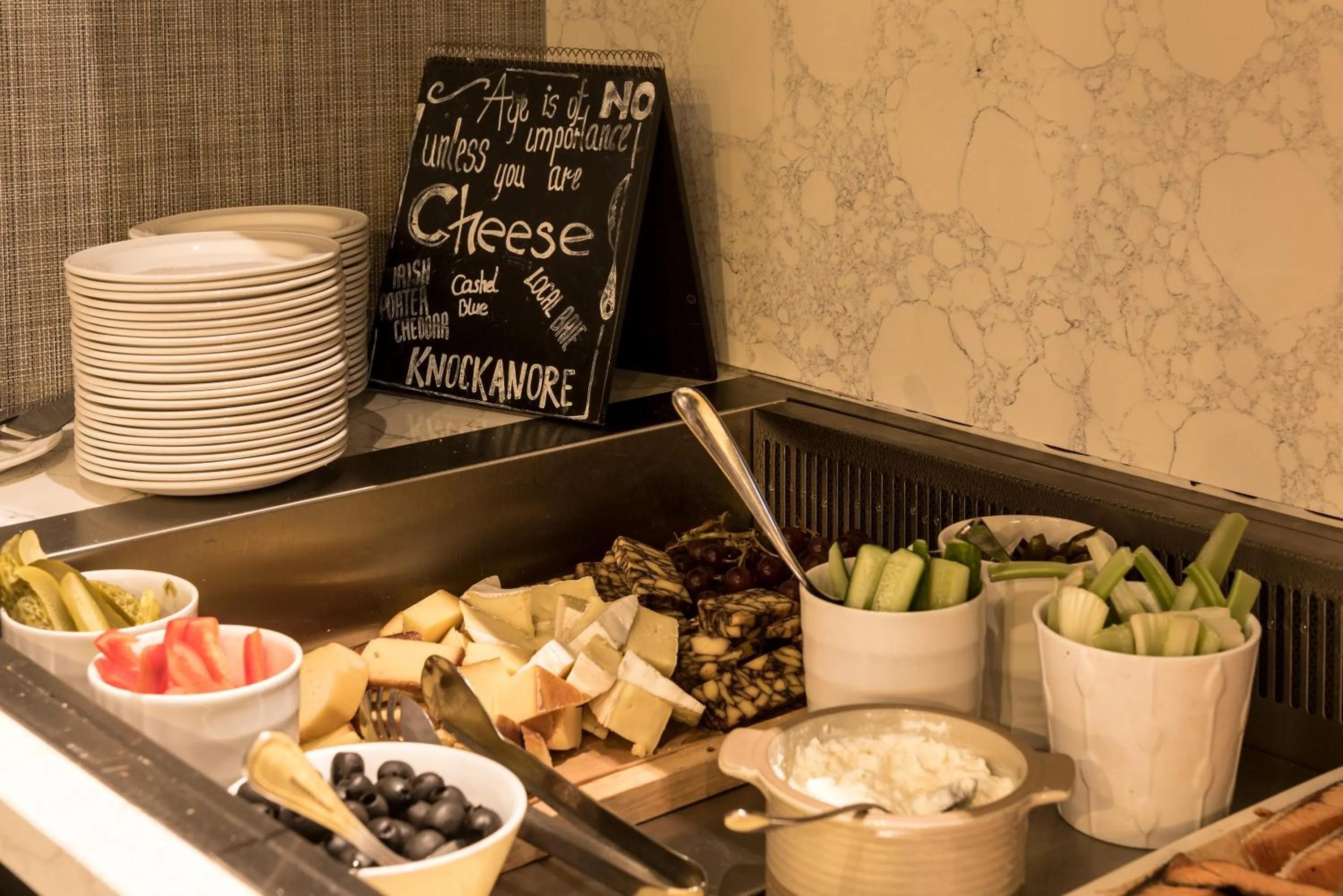 Buffet breakfast in Radisson Blu Hotel Dublin Airport
