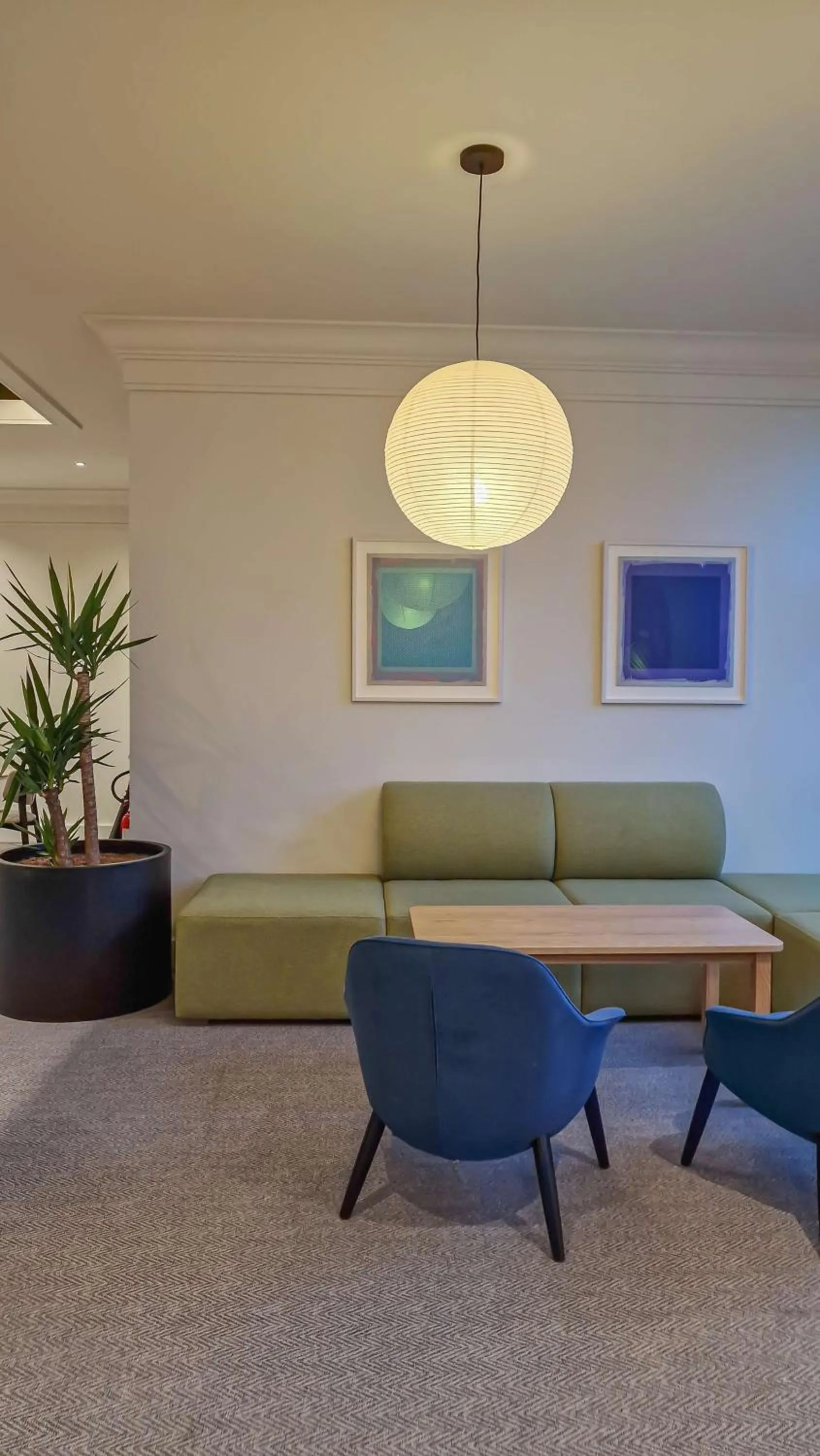 Restaurant/places to eat in Radisson Blu Hotel Dublin Airport