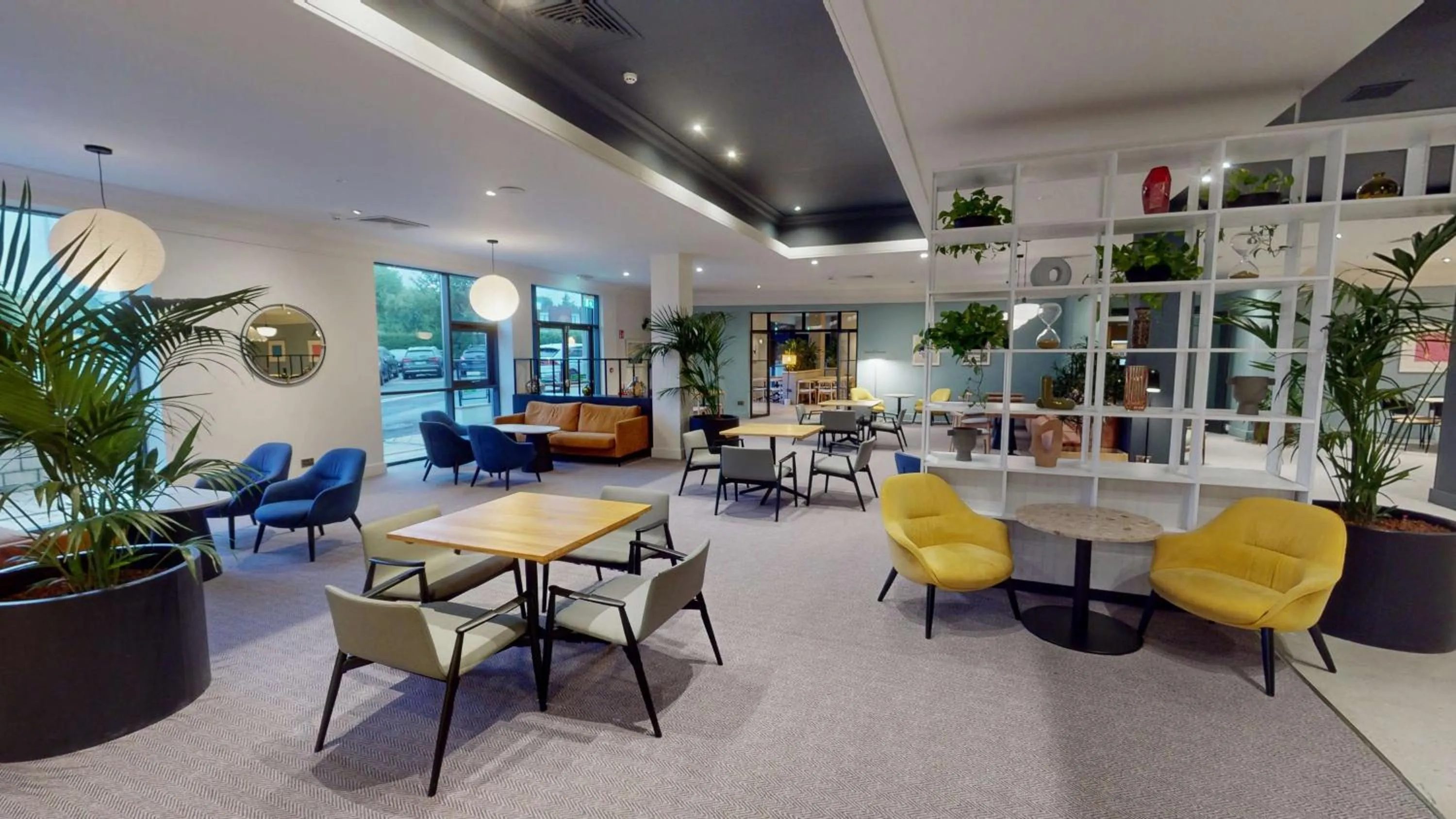 Lounge or bar in Radisson Blu Hotel Dublin Airport