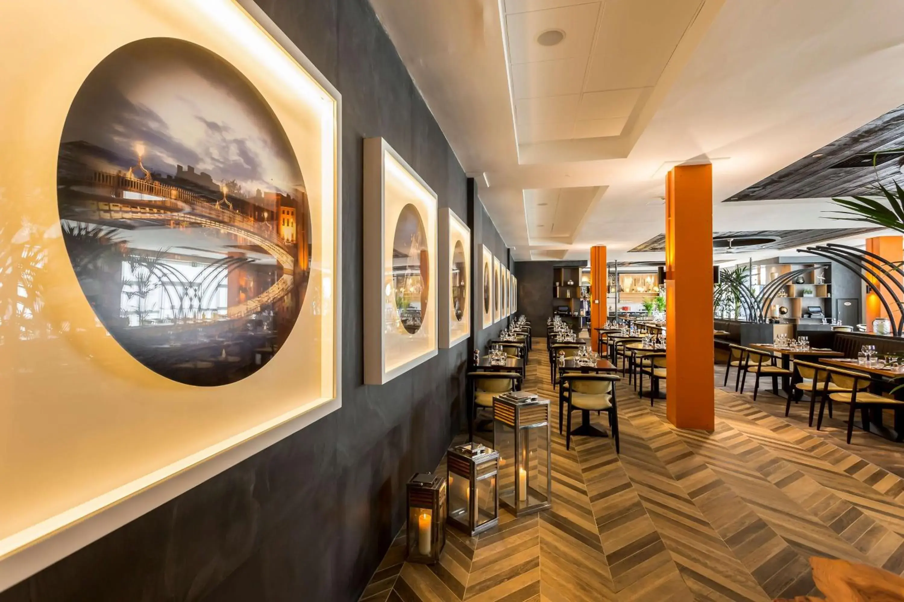 Restaurant/places to eat in Radisson Blu Hotel Dublin Airport Restaurant/places to eat in Radisson Blu Hotel Dublin Airport