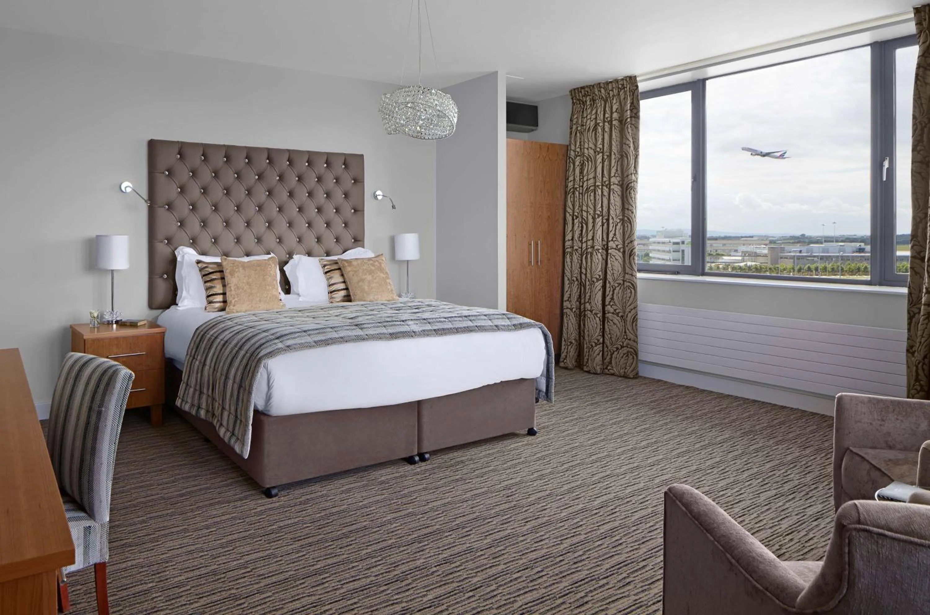 Photo of the whole room, Bed in Radisson Blu Hotel Dublin Airport