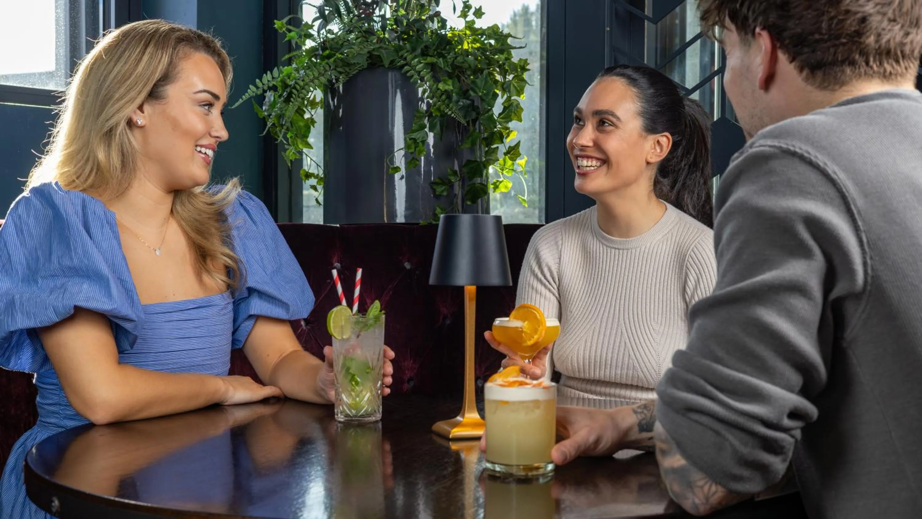 Restaurant/places to eat in Midlands Park Hotel