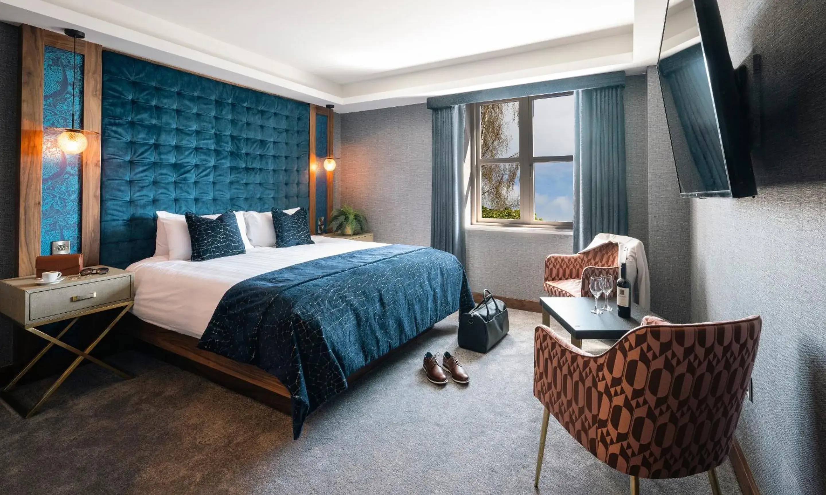 Bedroom, Bed in Midlands Park Hotel Bedroom, Bed in Midlands Park Hotel