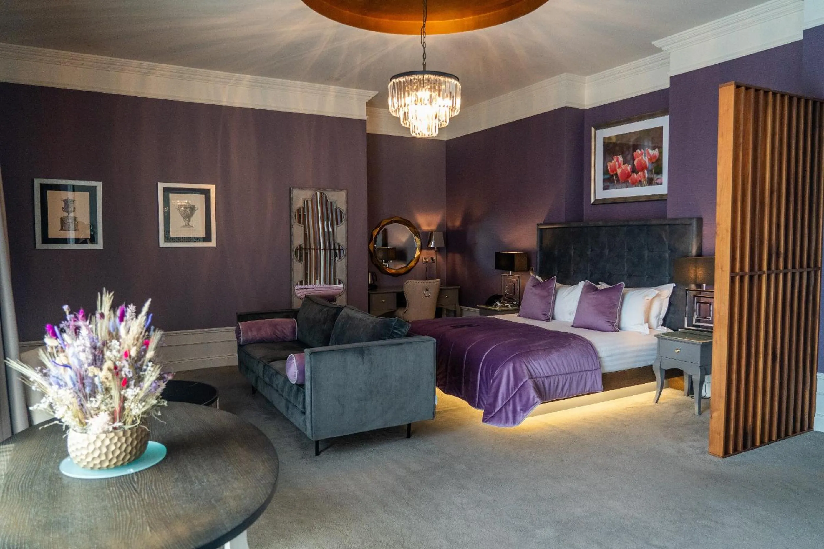 Bedroom in Midlands Park Hotel