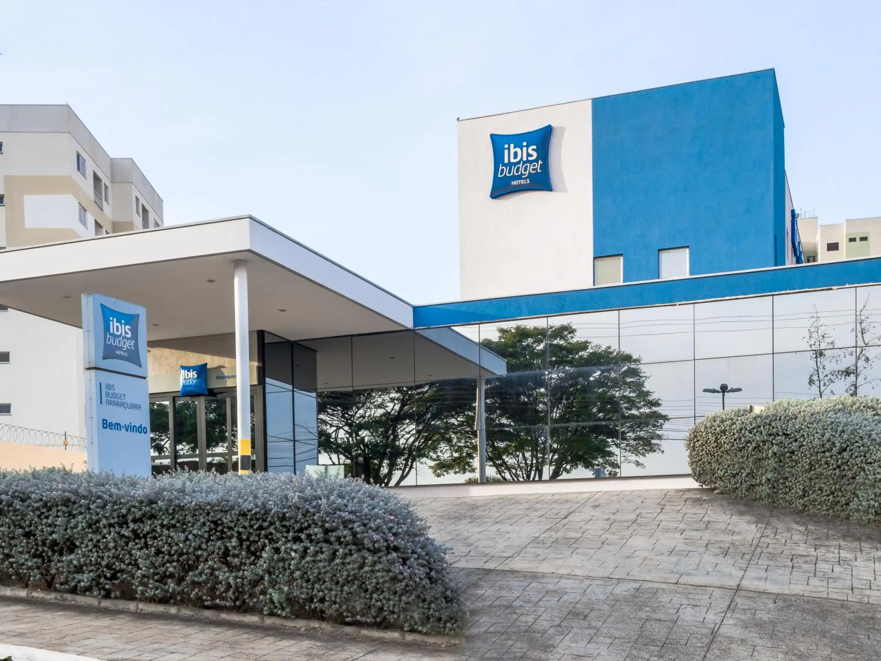 Facade/entrance in Ibis Budget Araraquara Facade/entrance in Ibis Budget Araraquara