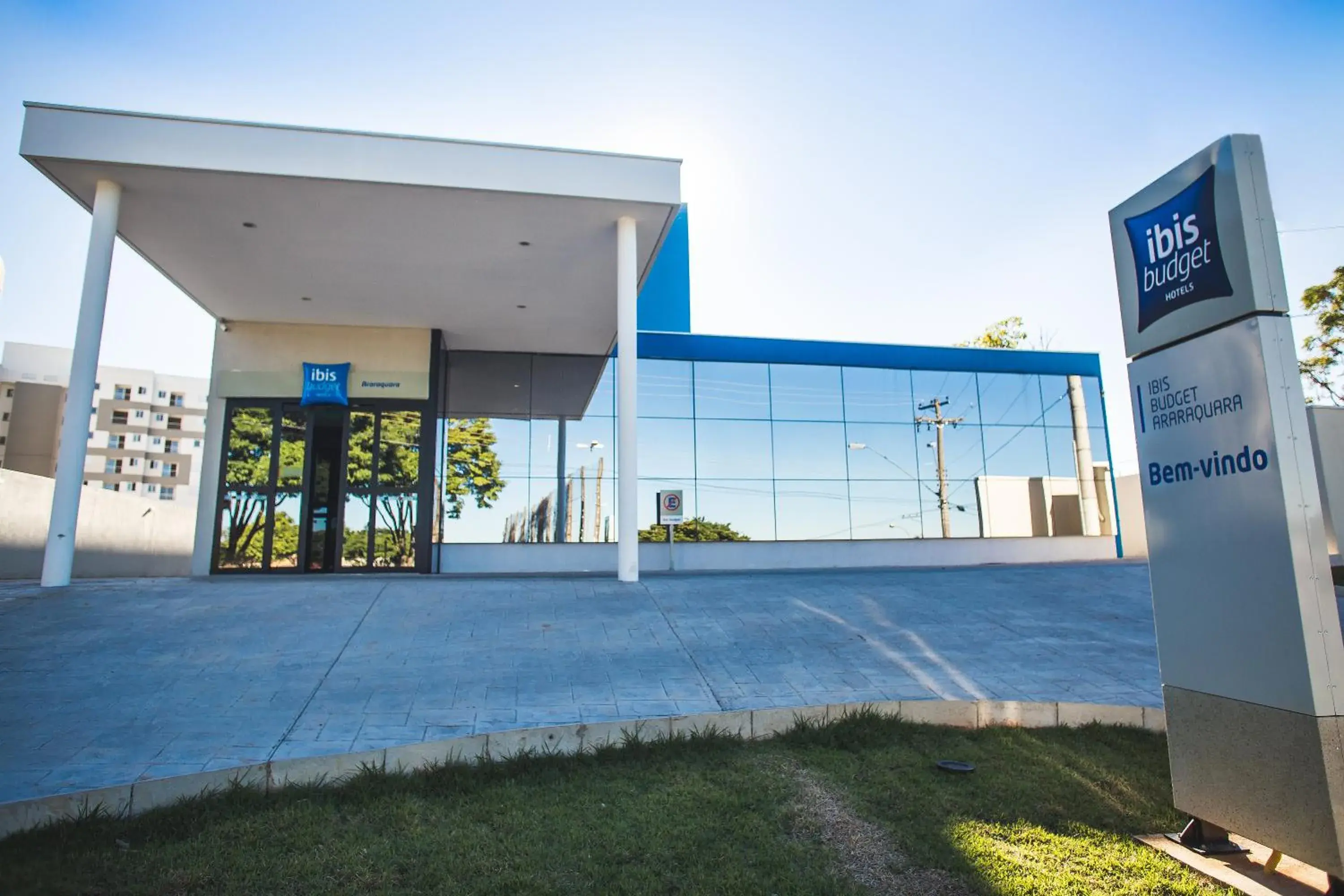 Facade/entrance in Ibis Budget Araraquara Facade/entrance in Ibis Budget Araraquara