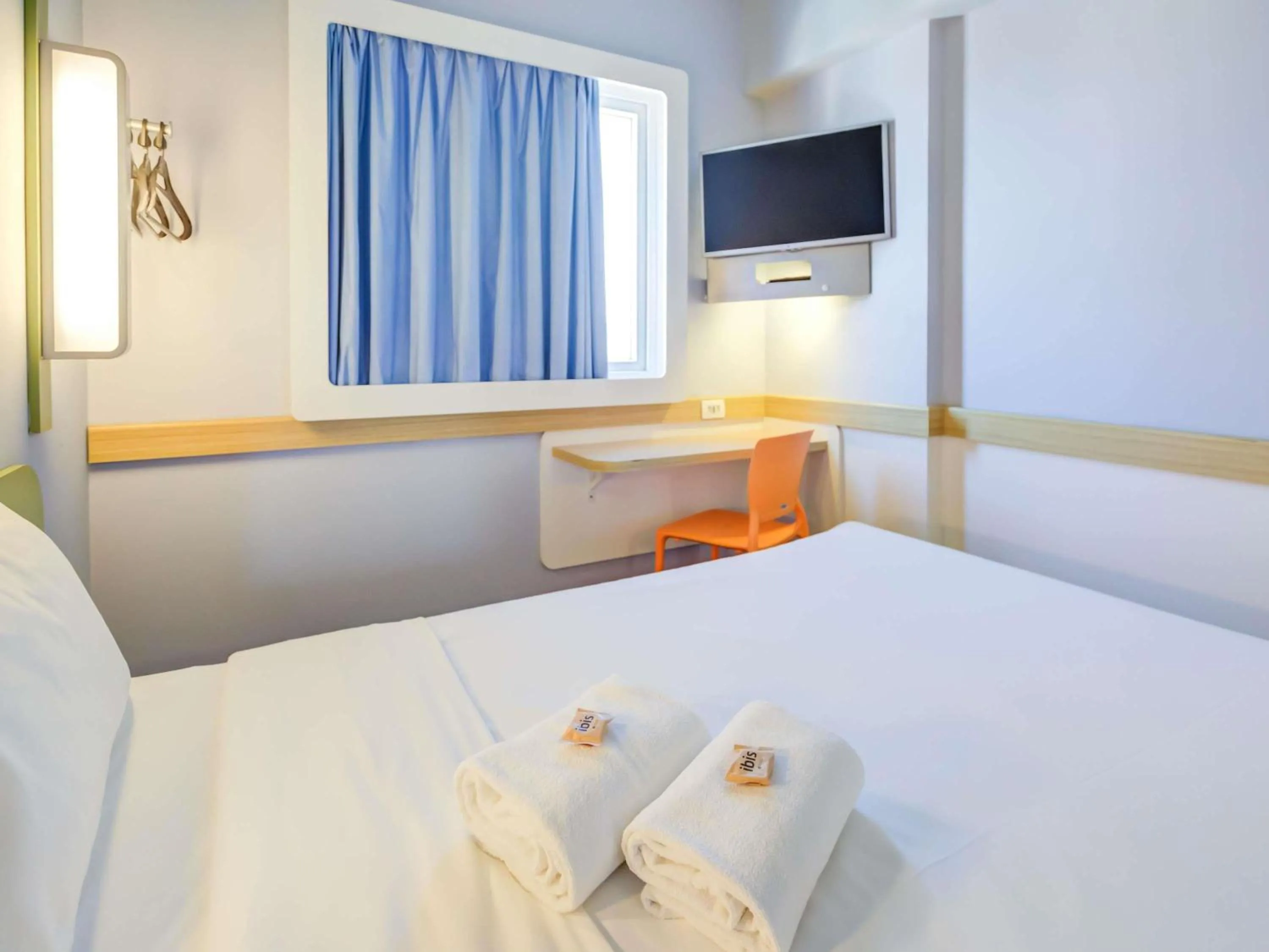 Bedroom, Bed in ibis budget Rio de Janeiro Nova America