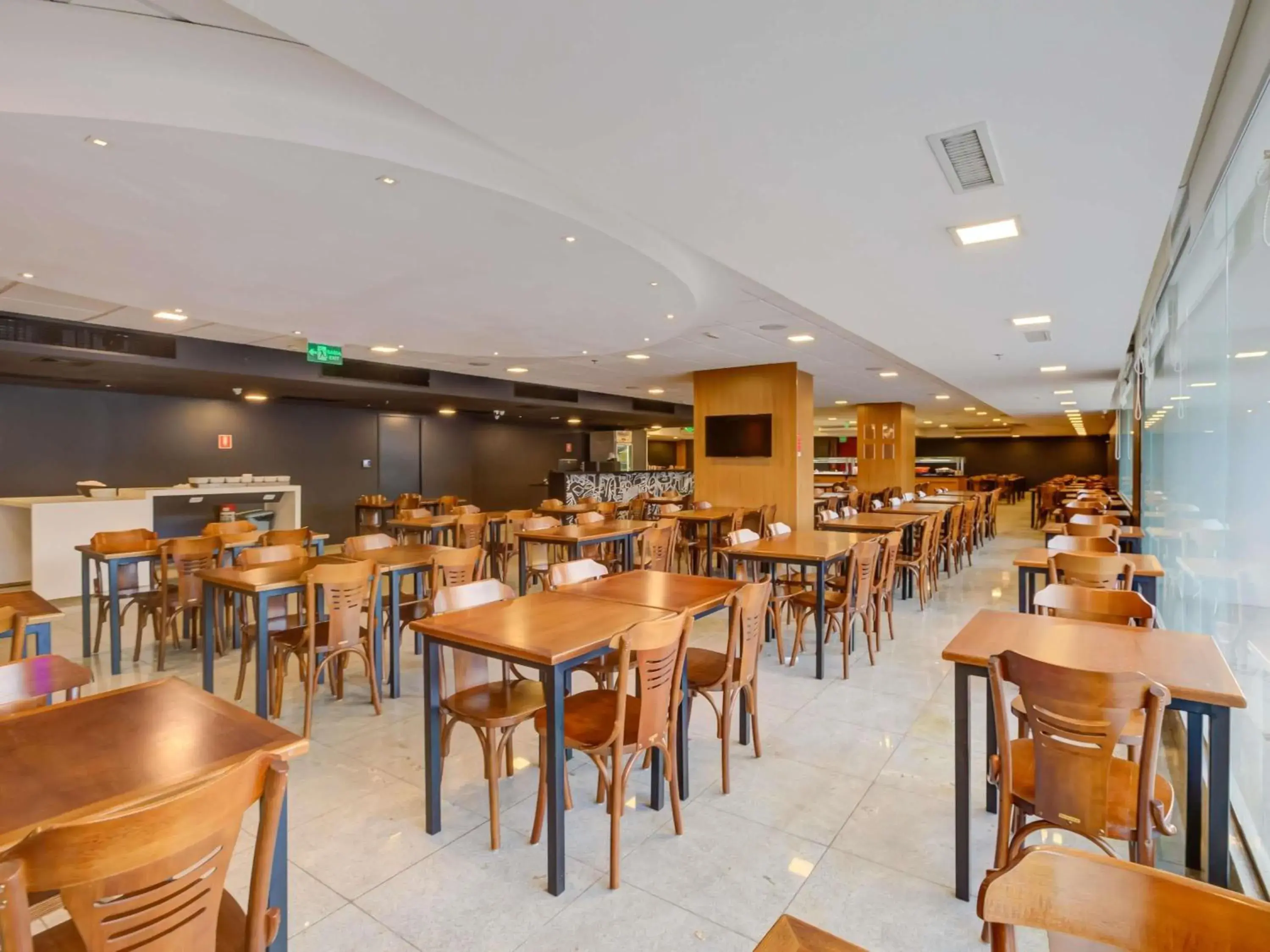 Restaurant/places to eat in ibis budget Rio de Janeiro Nova America Restaurant/places to eat in ibis budget Rio de Janeiro Nova America