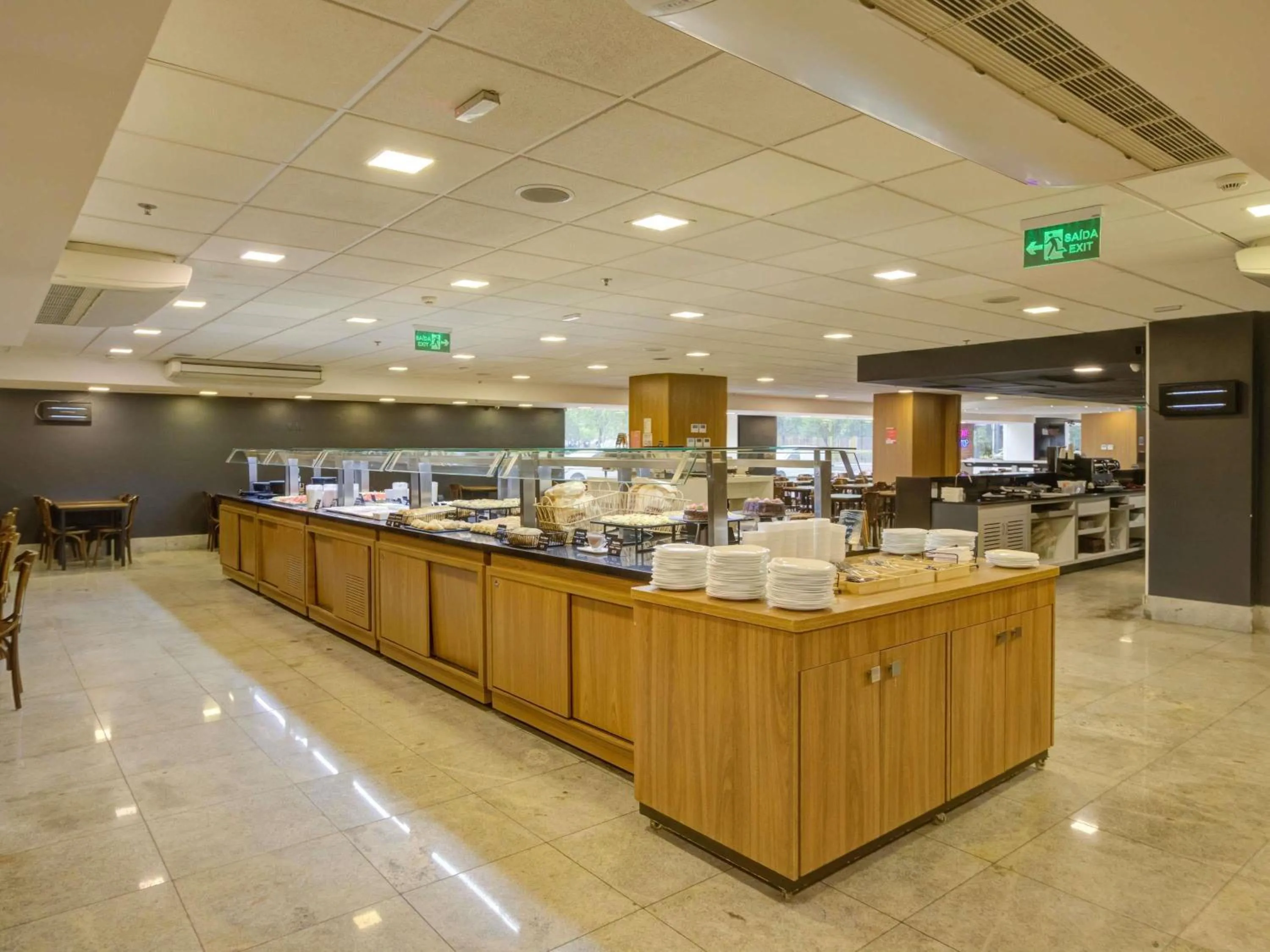 Restaurant/places to eat in ibis budget Rio de Janeiro Nova America