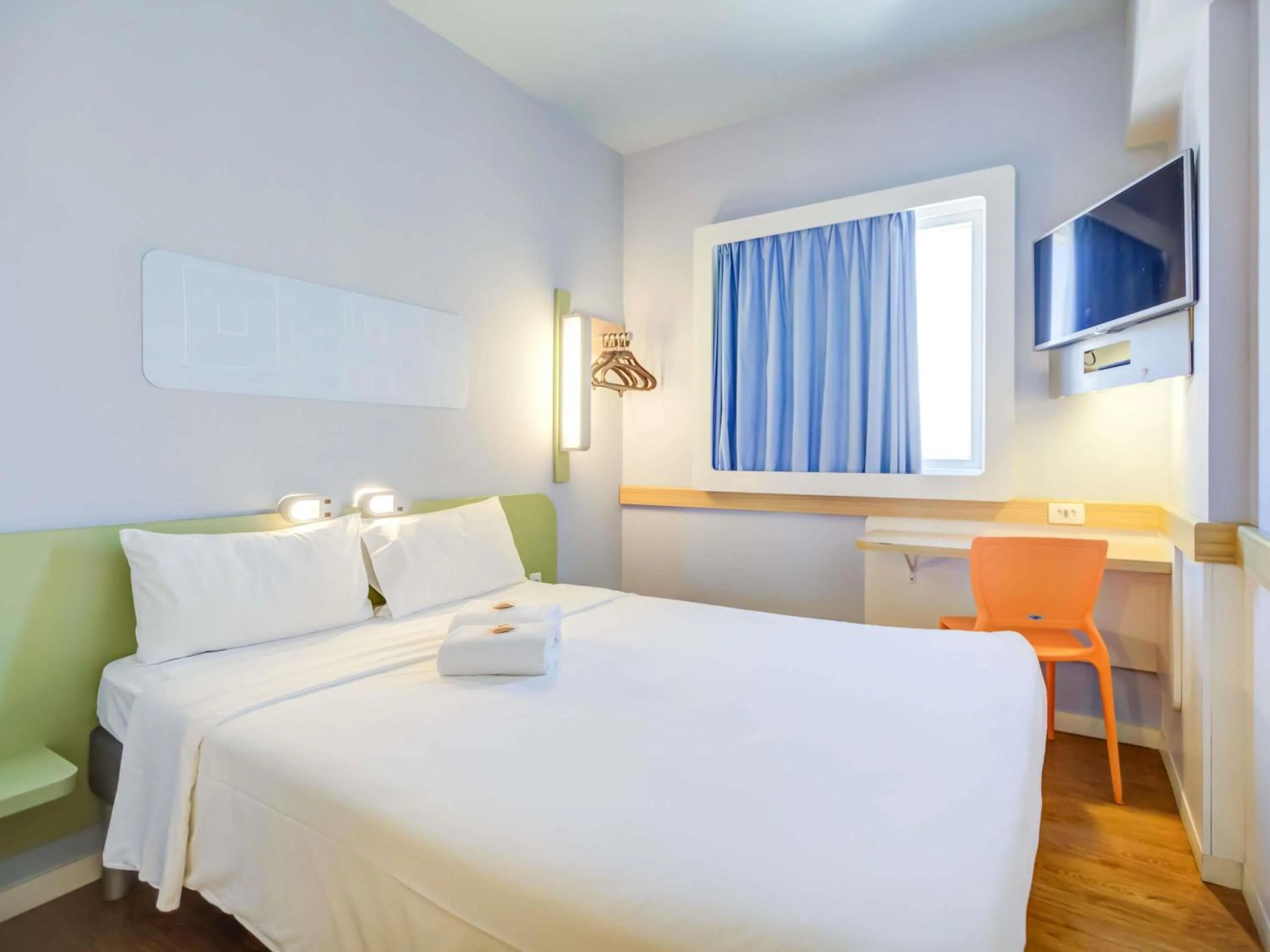 Bedroom, Bed in ibis budget Rio de Janeiro Nova America