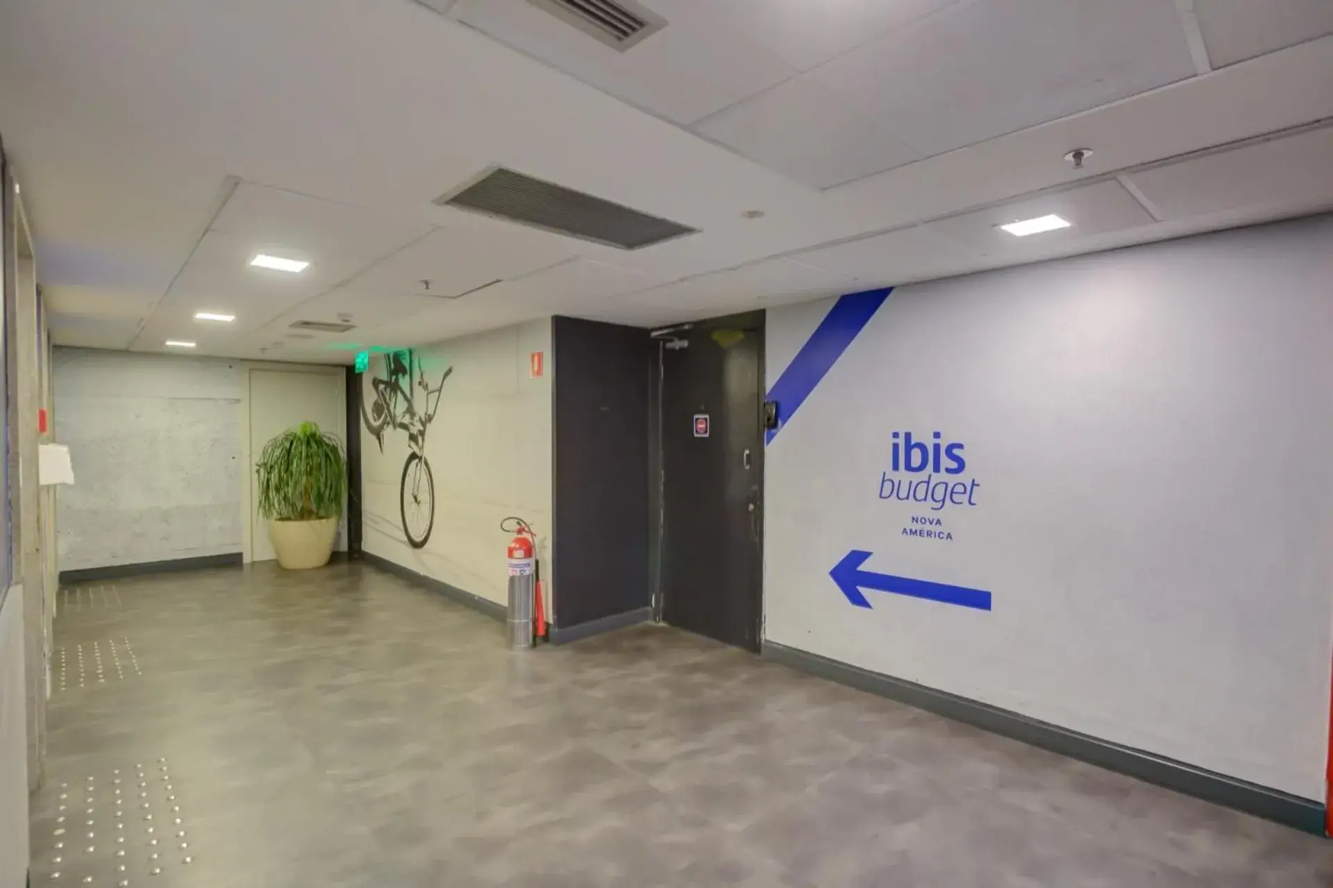 Lobby or reception in ibis budget Rio de Janeiro Nova America Lobby or reception in ibis budget Rio de Janeiro Nova America