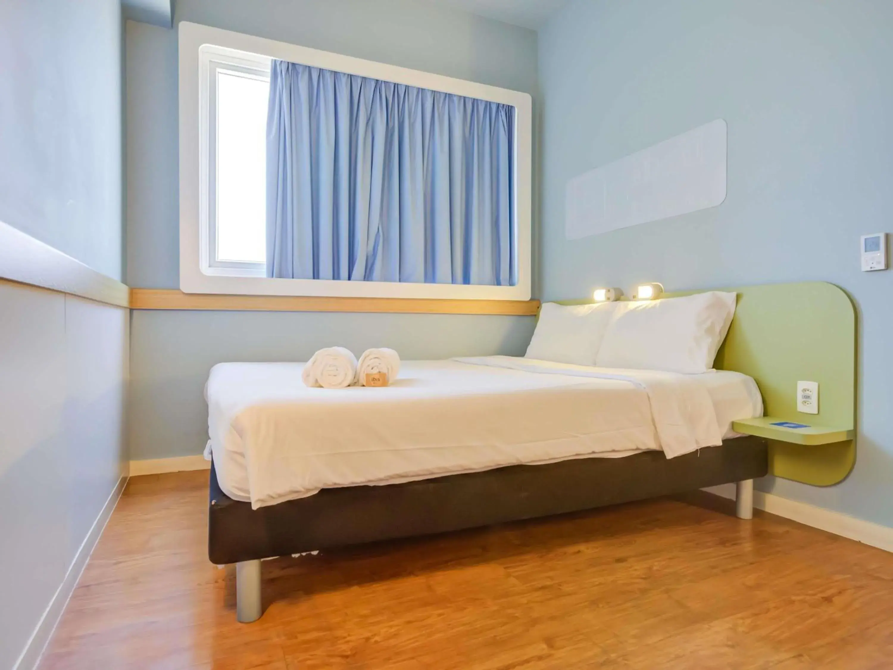 Bedroom, Bed in ibis budget Rio de Janeiro Nova America Bedroom, Bed in ibis budget Rio de Janeiro Nova America