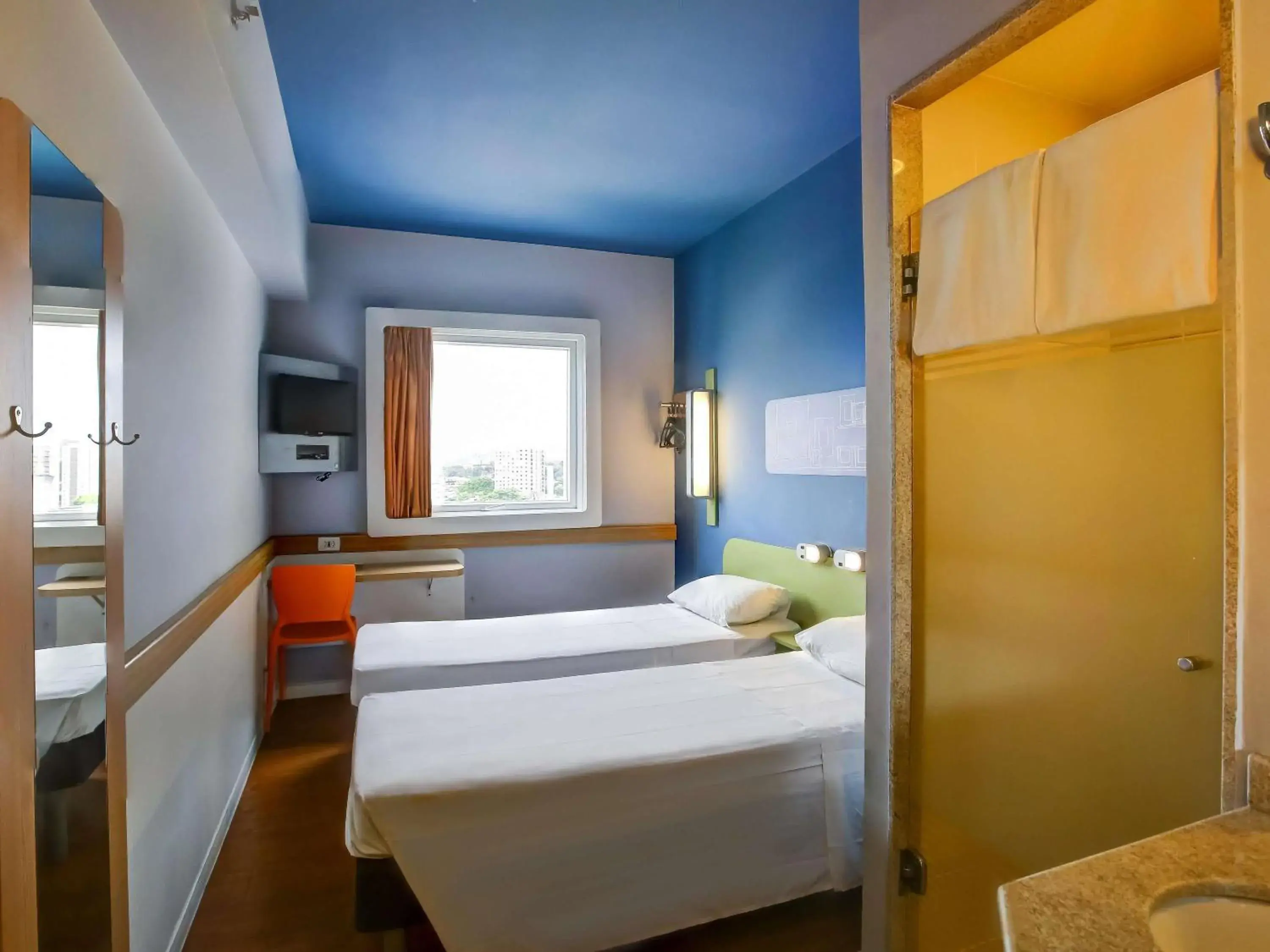 Bedroom, Bed in ibis budget Rio de Janeiro Nova America Bedroom, Bed in ibis budget Rio de Janeiro Nova America