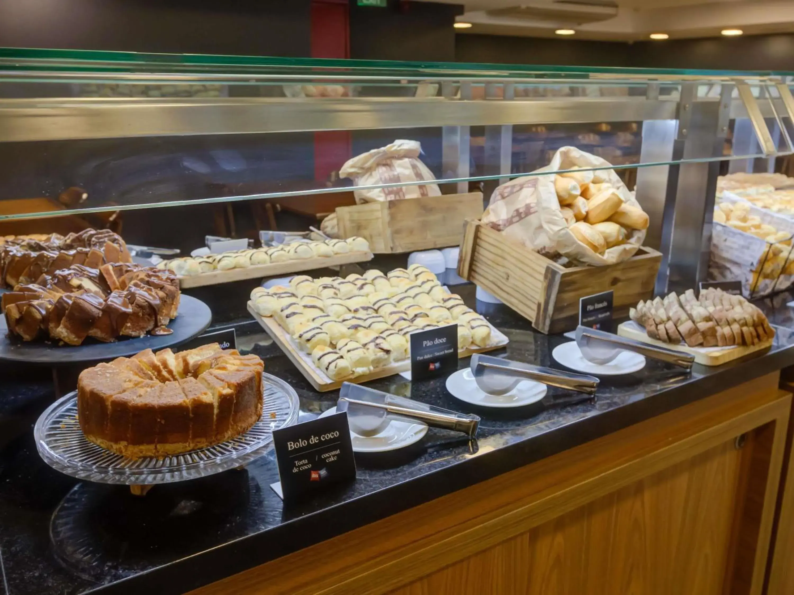 Restaurant/places to eat in ibis budget Rio de Janeiro Nova America Restaurant/places to eat in ibis budget Rio de Janeiro Nova America