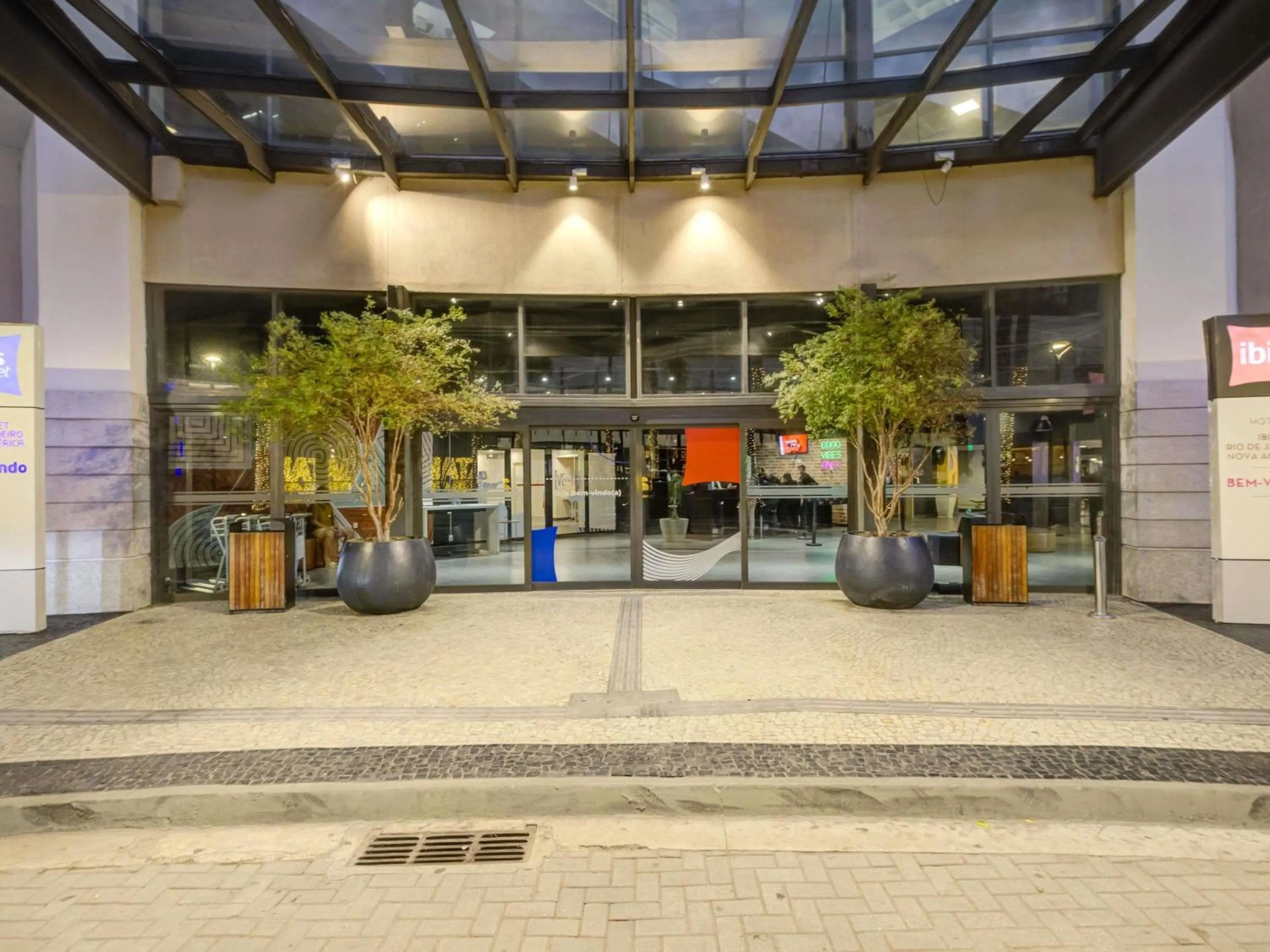 Property building in ibis budget Rio de Janeiro Nova America