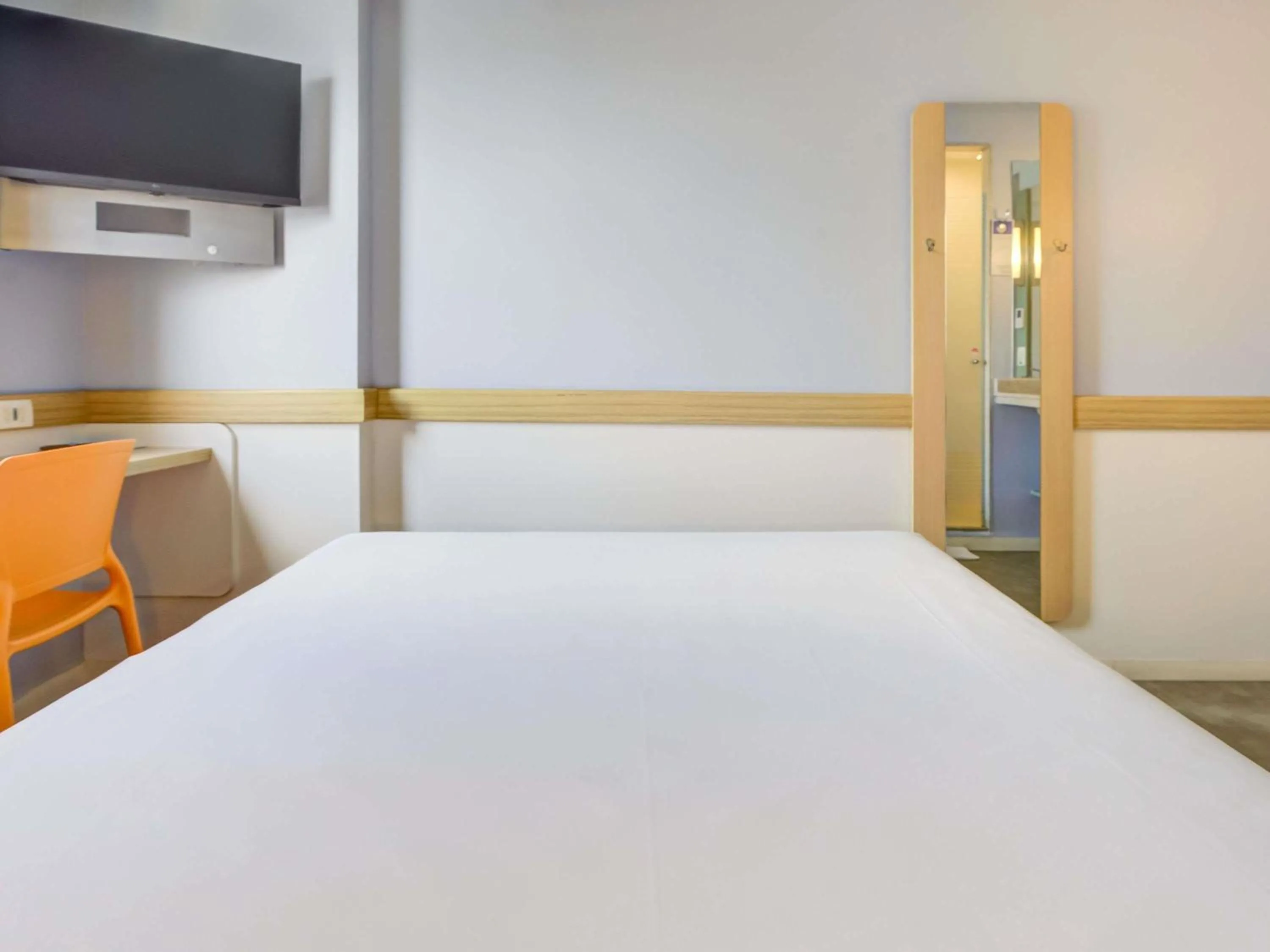 Bedroom, Bed in ibis budget Rio de Janeiro Nova America