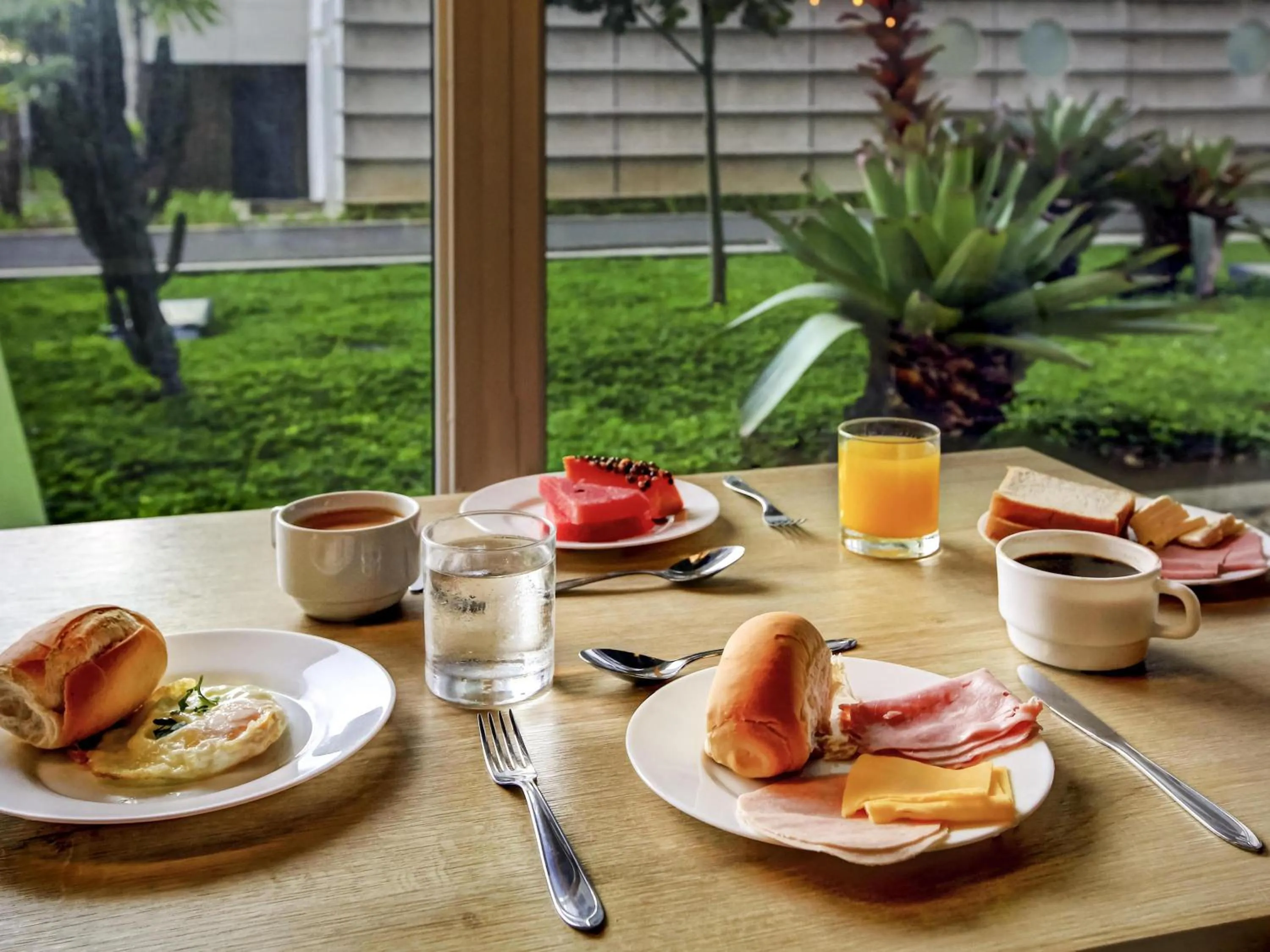 Breakfast in ibis budget Tambore