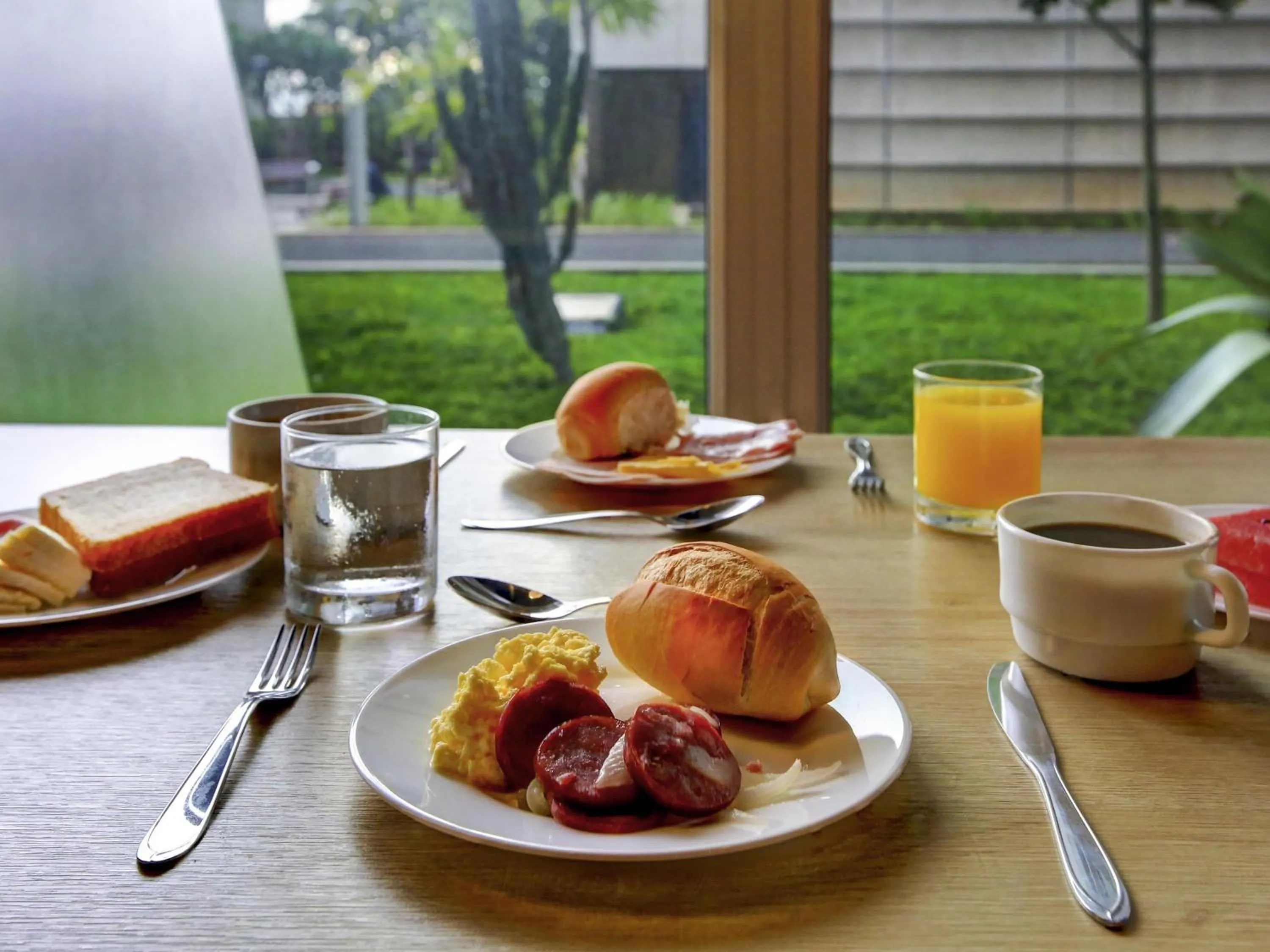 Breakfast in ibis budget Tambore