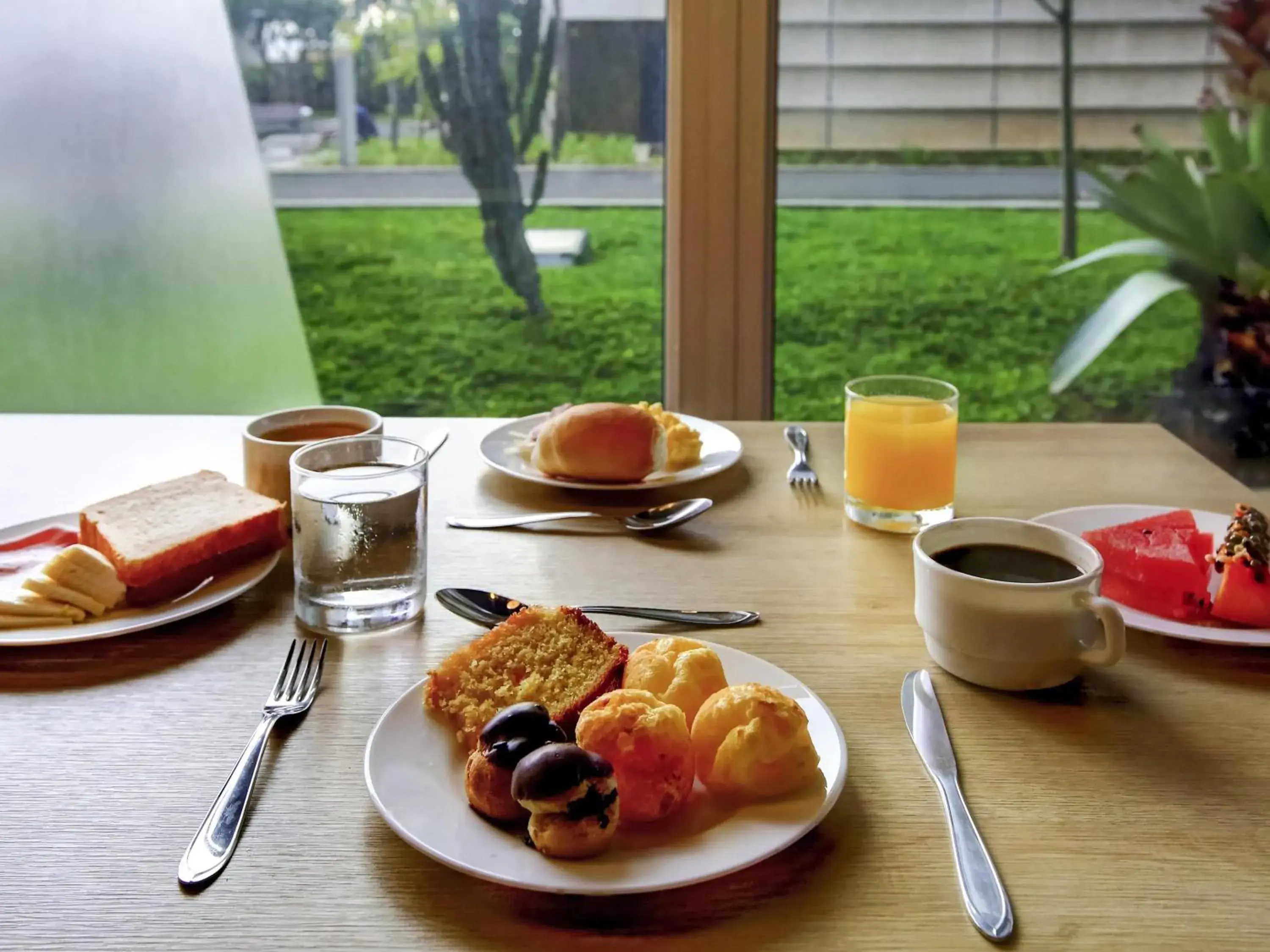 Breakfast in ibis budget Tambore Breakfast in ibis budget Tambore