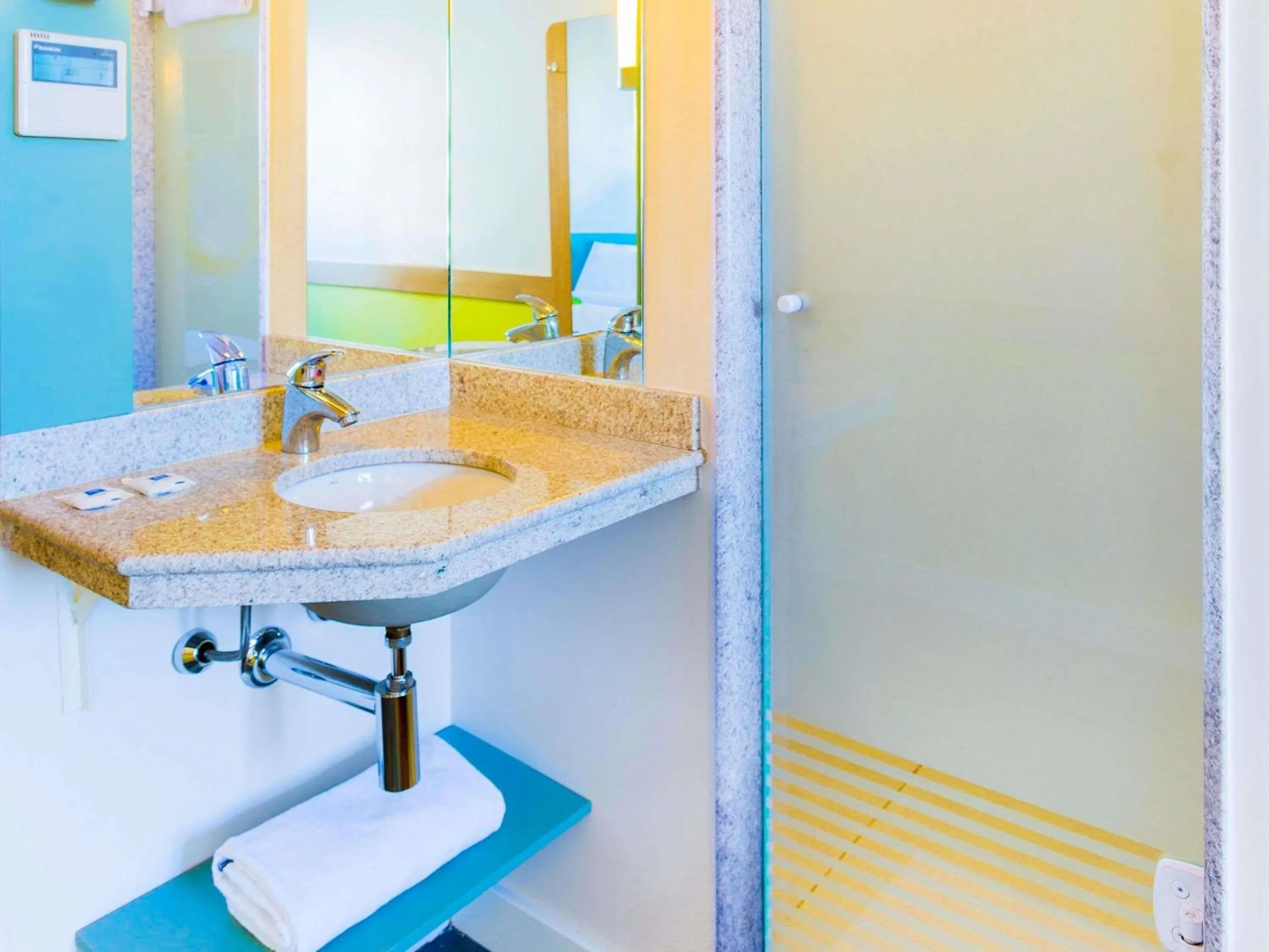 Bedroom in ibis budget Jundiai Shopping