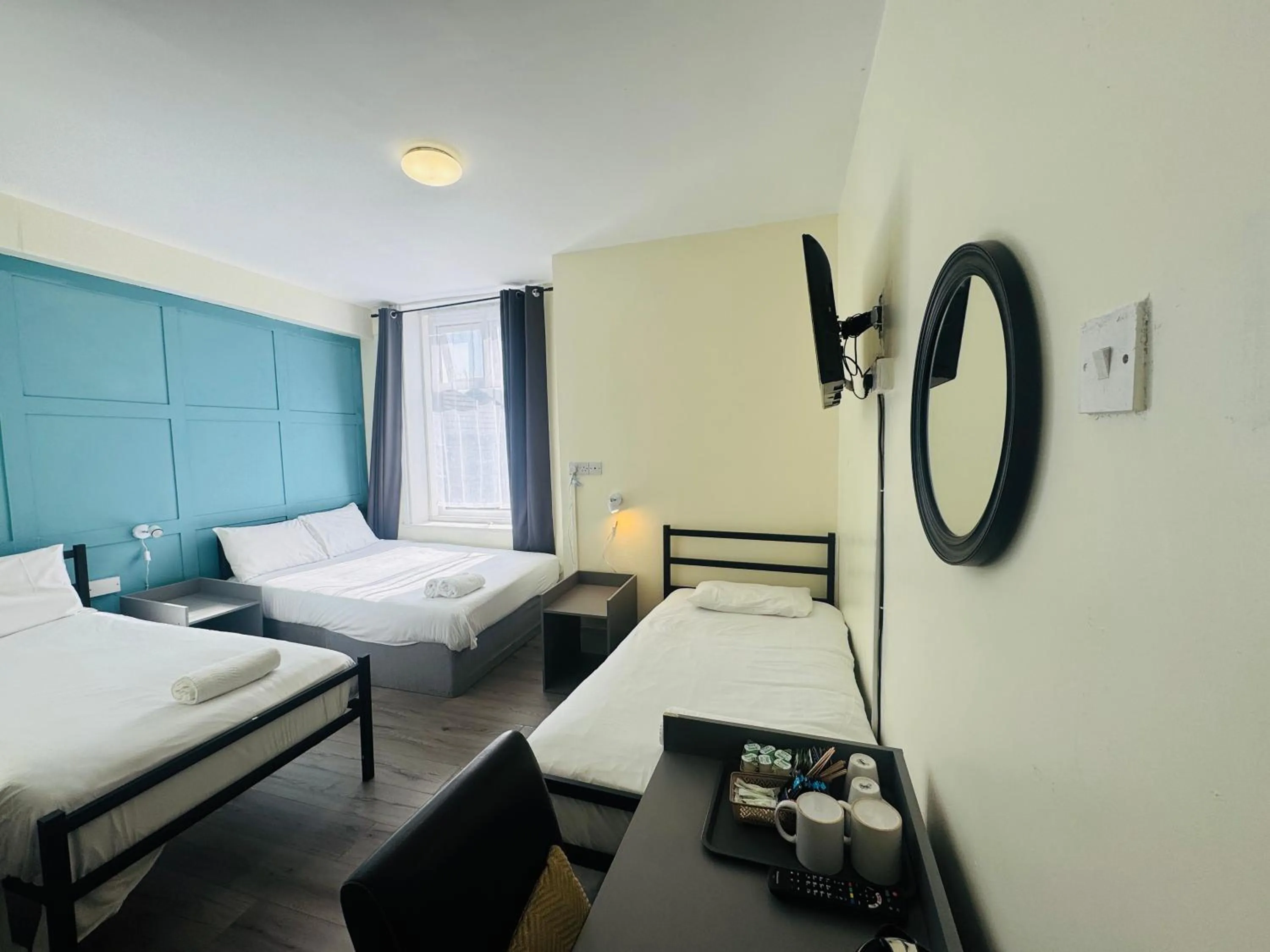 Photo of the whole room, Bed in Calypso hotel Blackpool