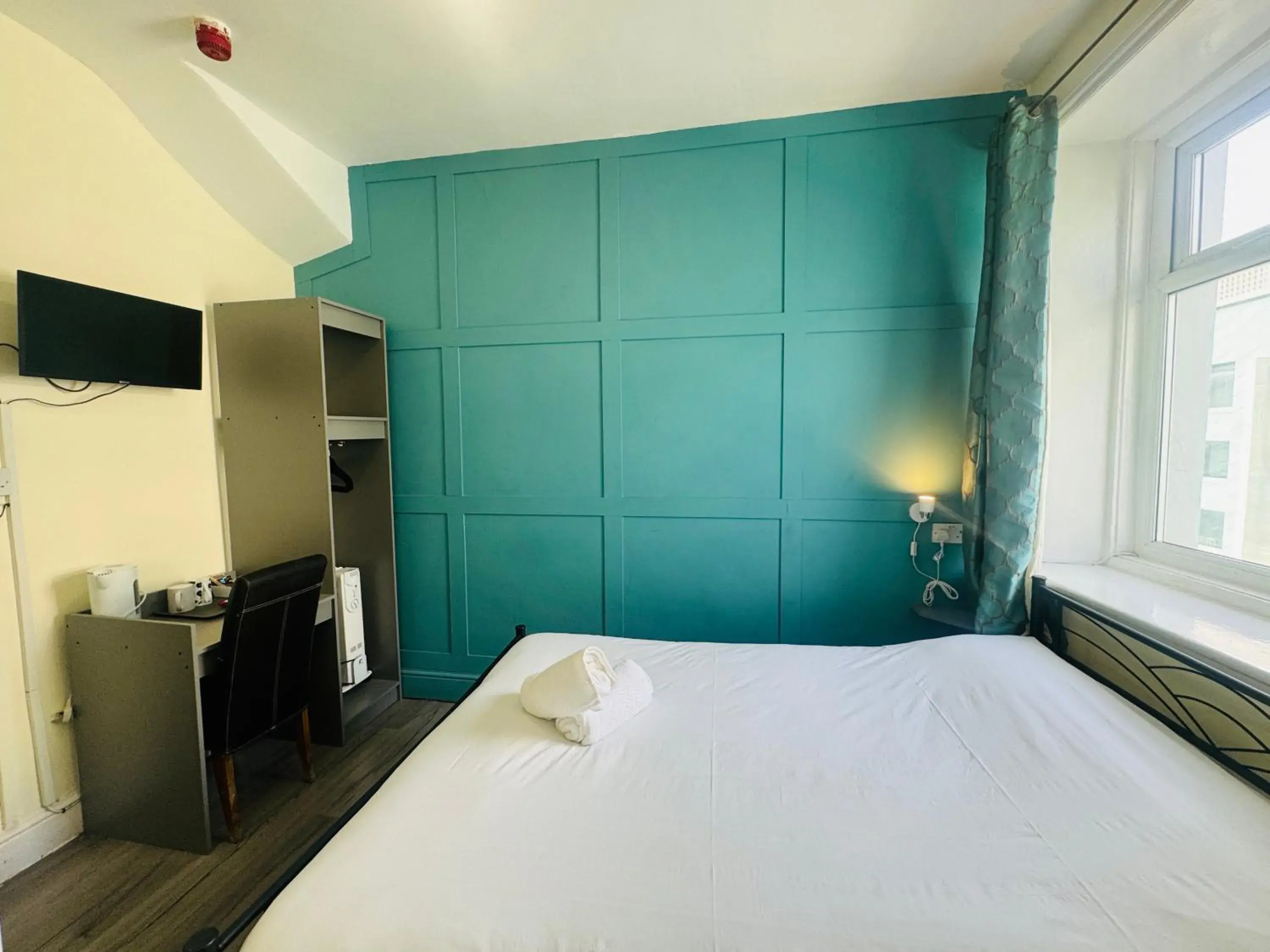 Double Room in Calypso hotel Blackpool Double Room in Calypso hotel Blackpool