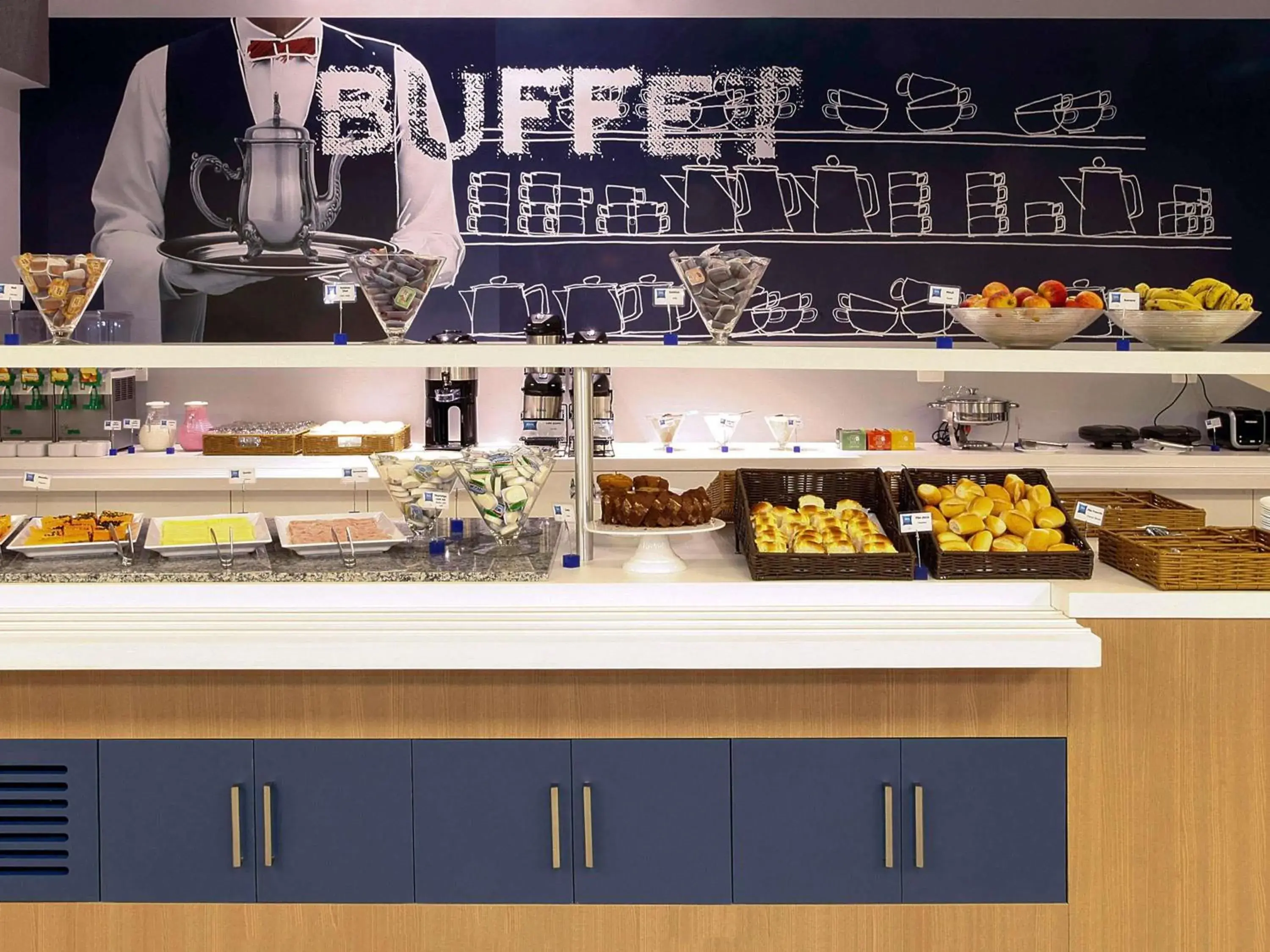 Restaurant/places to eat in ibis budget BH Afonso Pena Savassi Restaurant/places to eat in ibis budget BH Afonso Pena Savassi