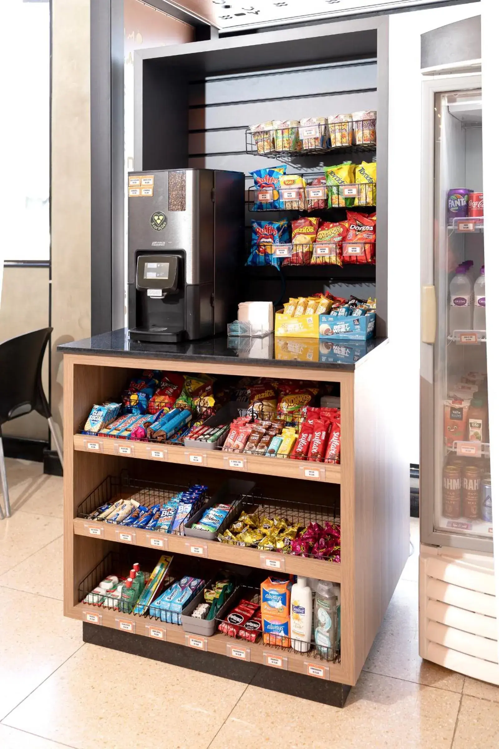 Lounge or bar in HUS Hotel MARINGA Lounge or bar in HUS Hotel MARINGA