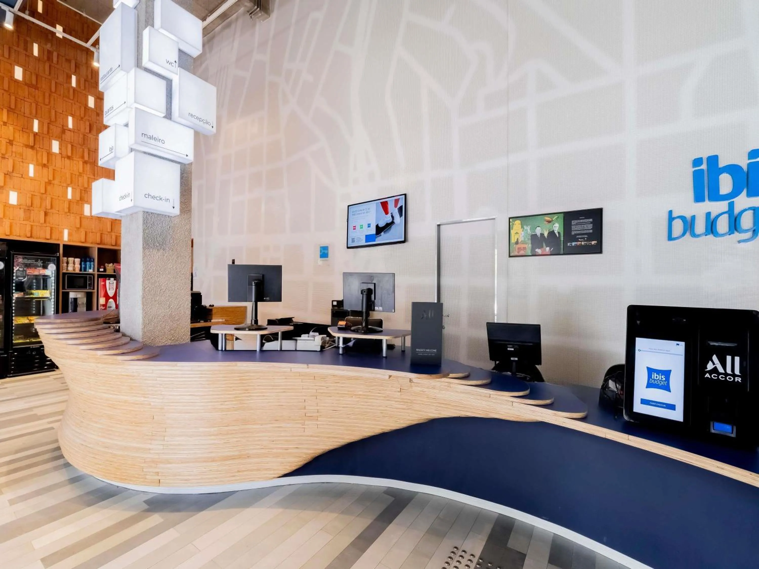 Property building in ibis budget Sao Paulo Paulista