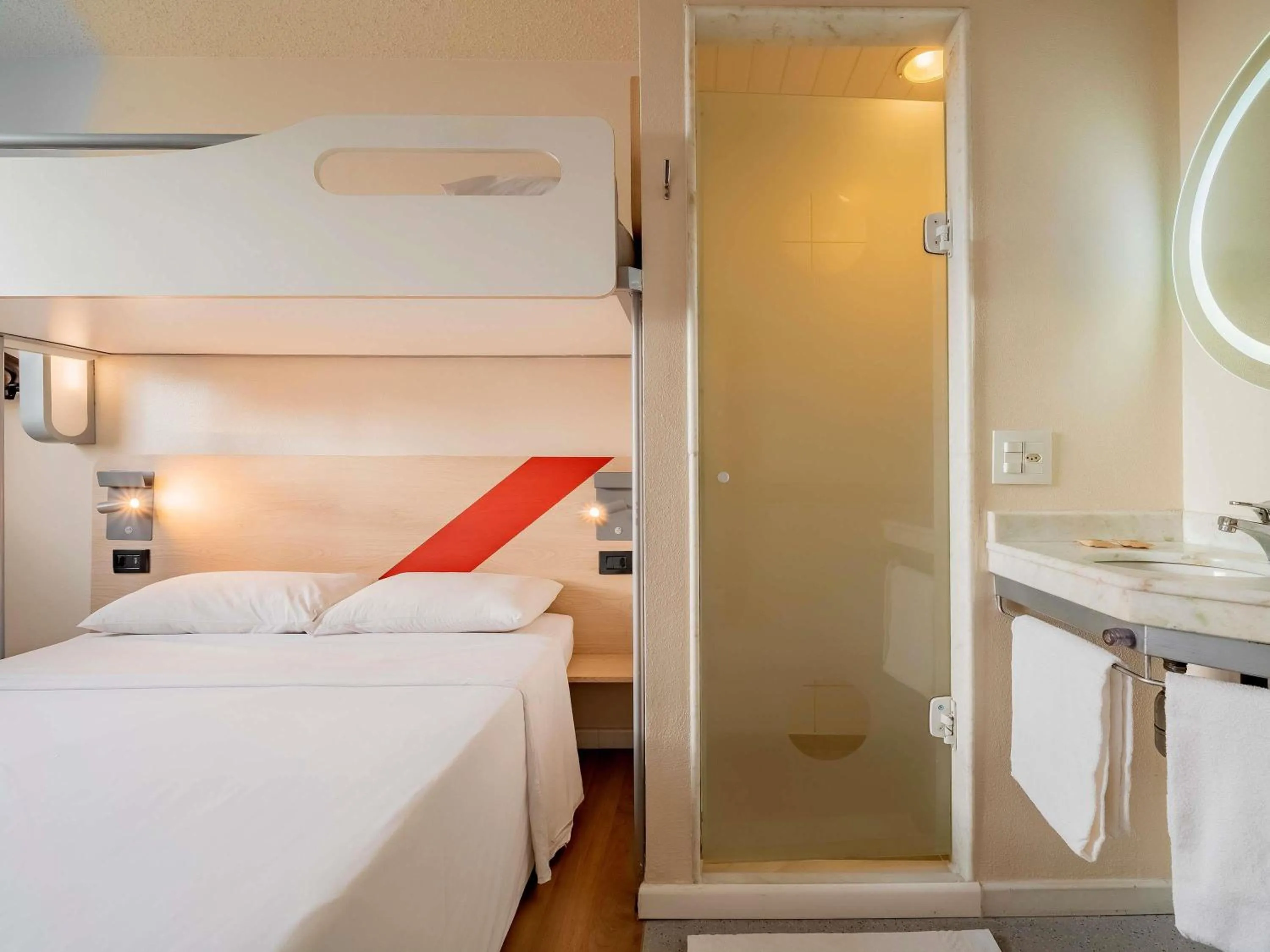 Bedroom, Bed in ibis budget Sao Paulo Paulista