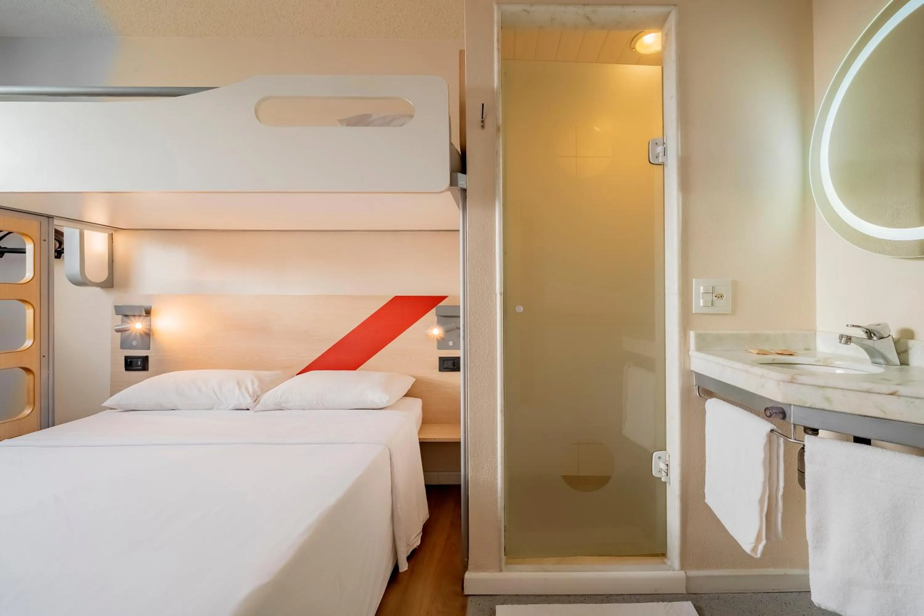 Bedroom, Bed in ibis budget Sao Paulo Paulista