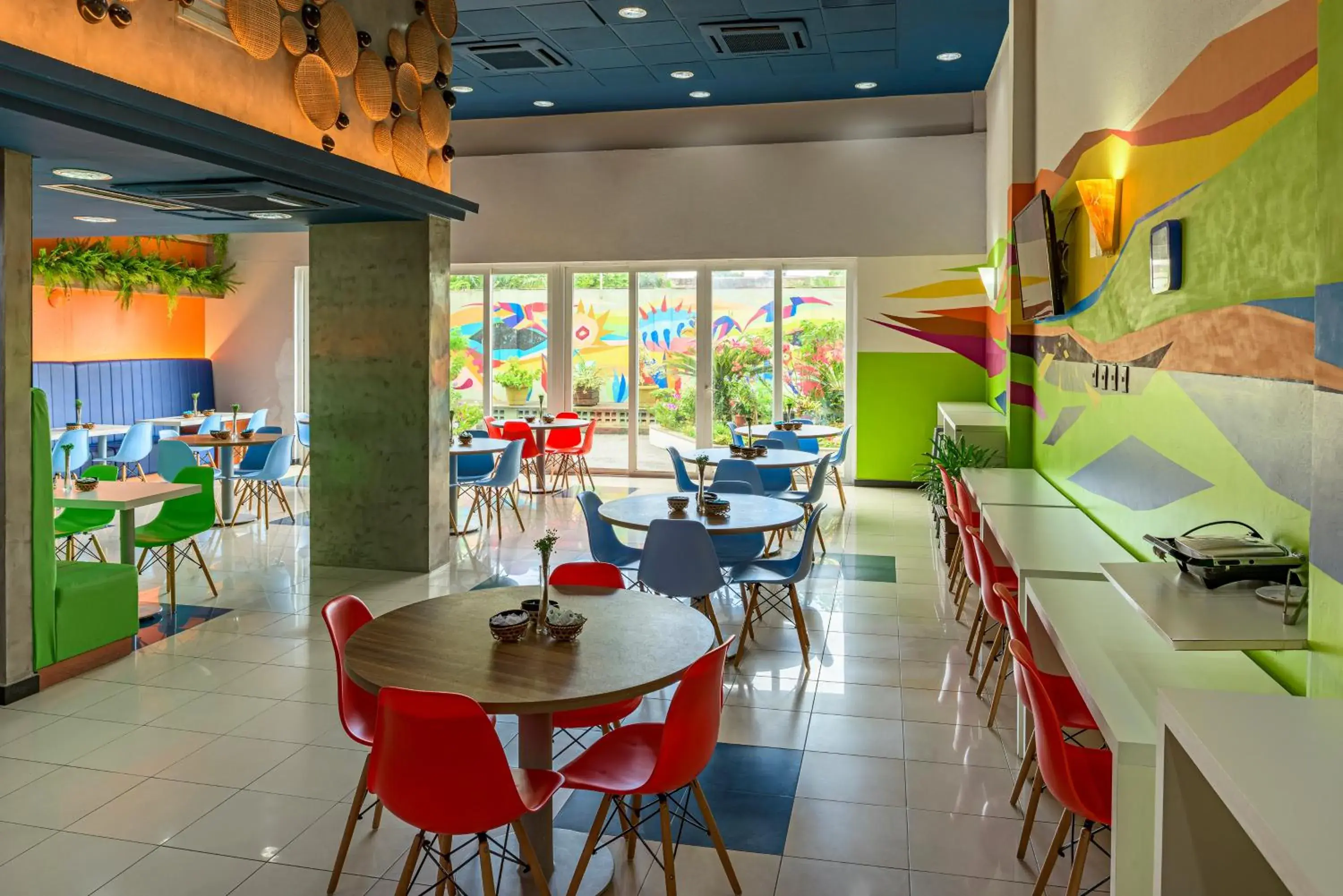 Restaurant/places to eat in ibis budget Belem Restaurant/places to eat in ibis budget Belem