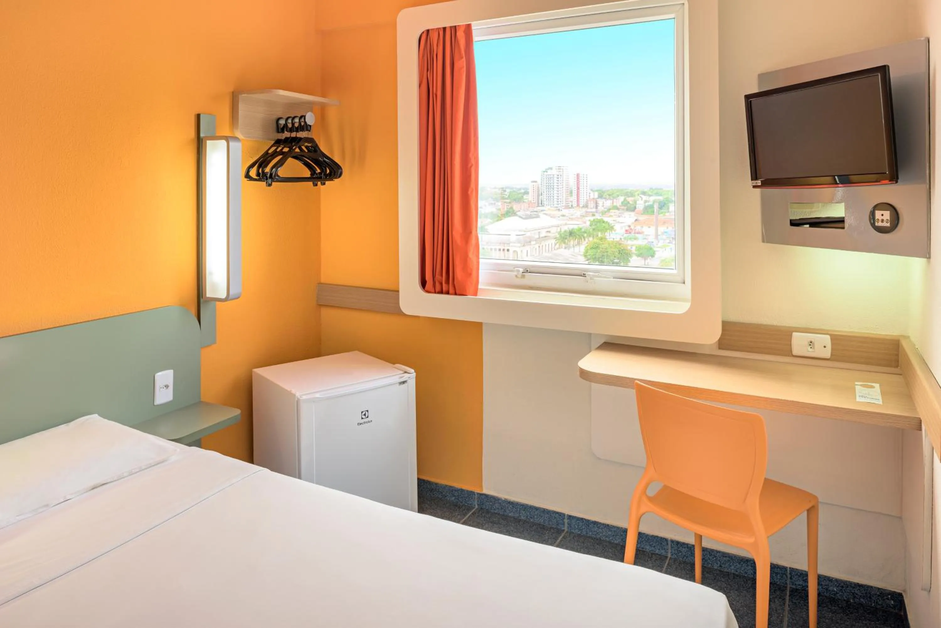 Bed in ibis budget Belem