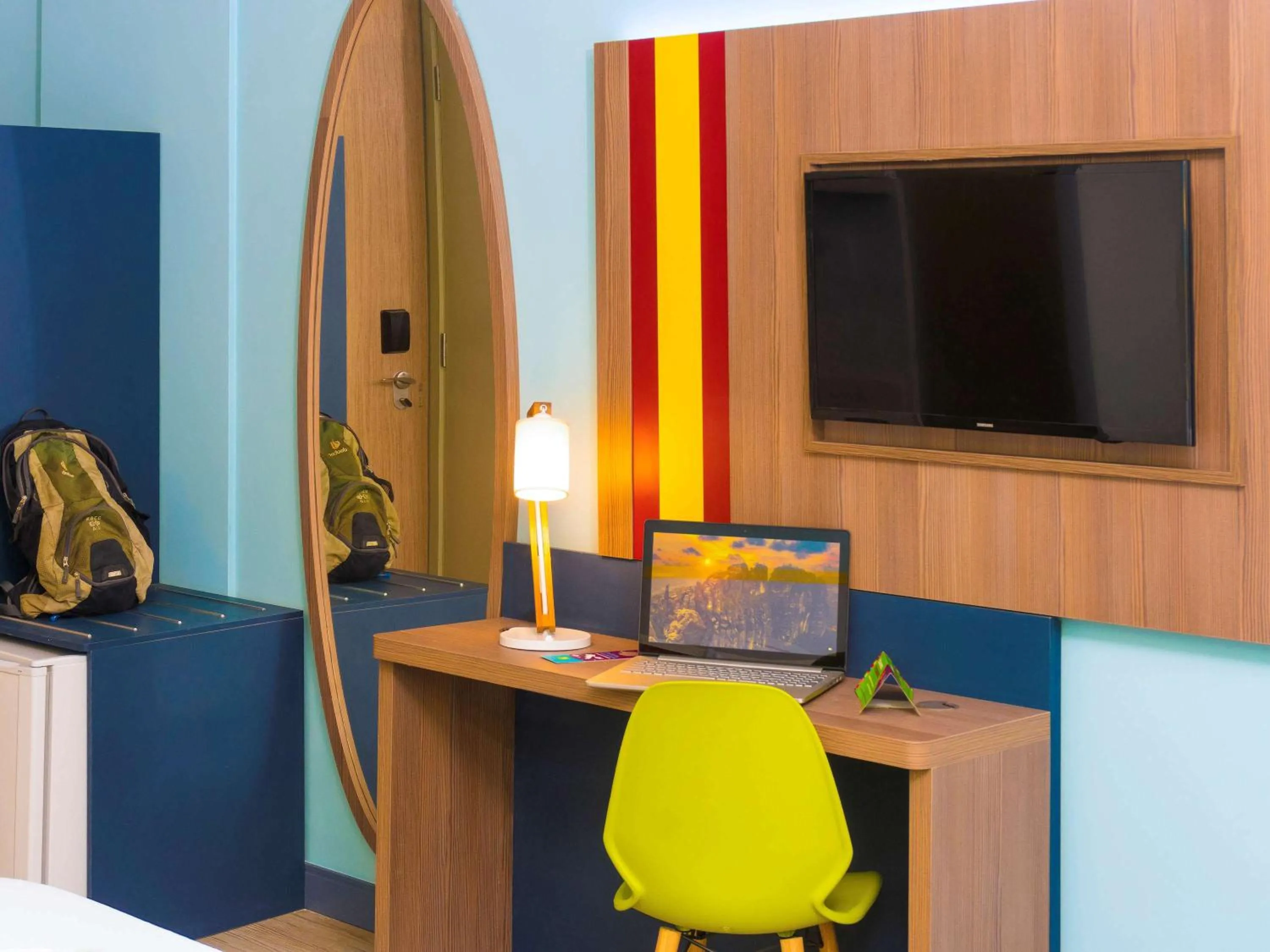 Photo of the whole room in Delphin Surf Hotel