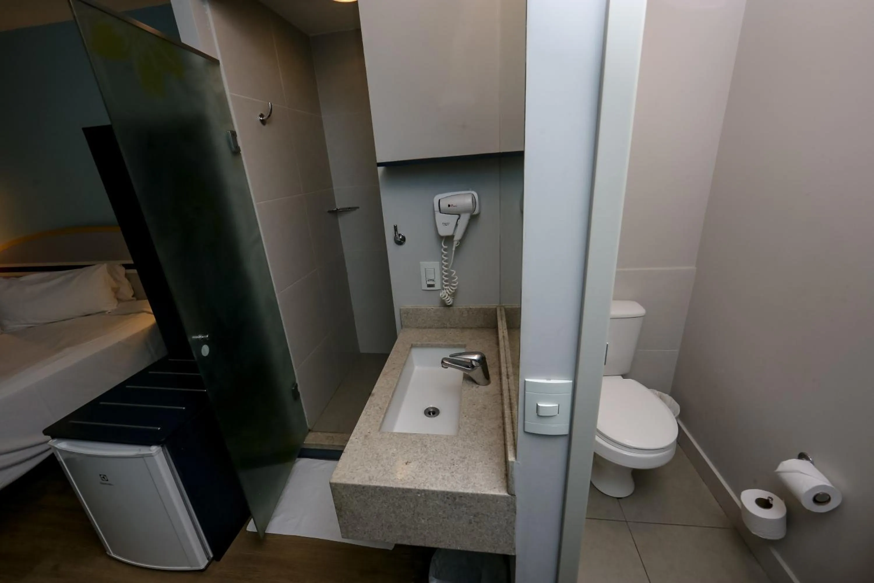 Toilet in Delphin Surf Hotel