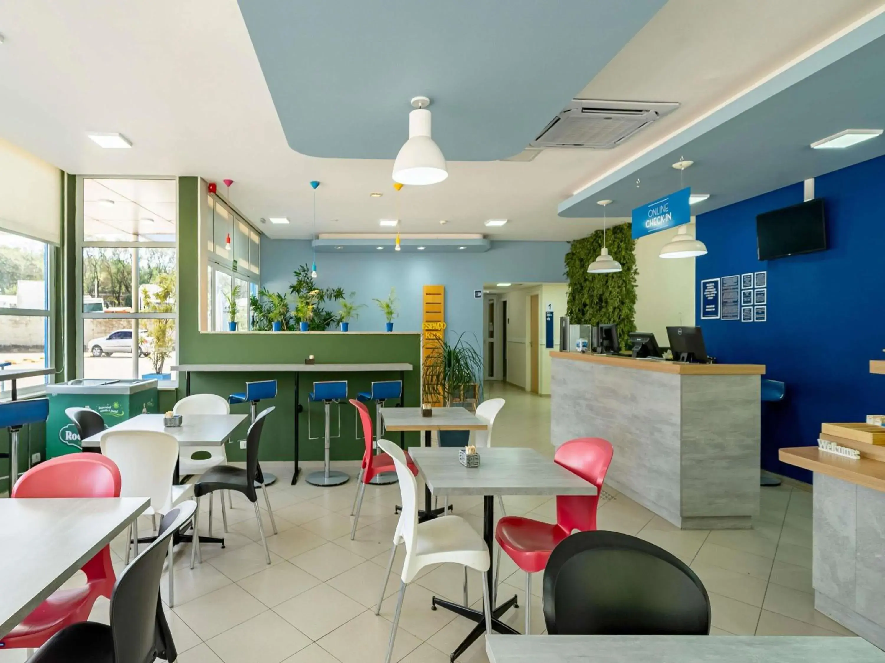 Restaurant/places to eat in ibis budget Piracicaba Restaurant/places to eat in ibis budget Piracicaba
