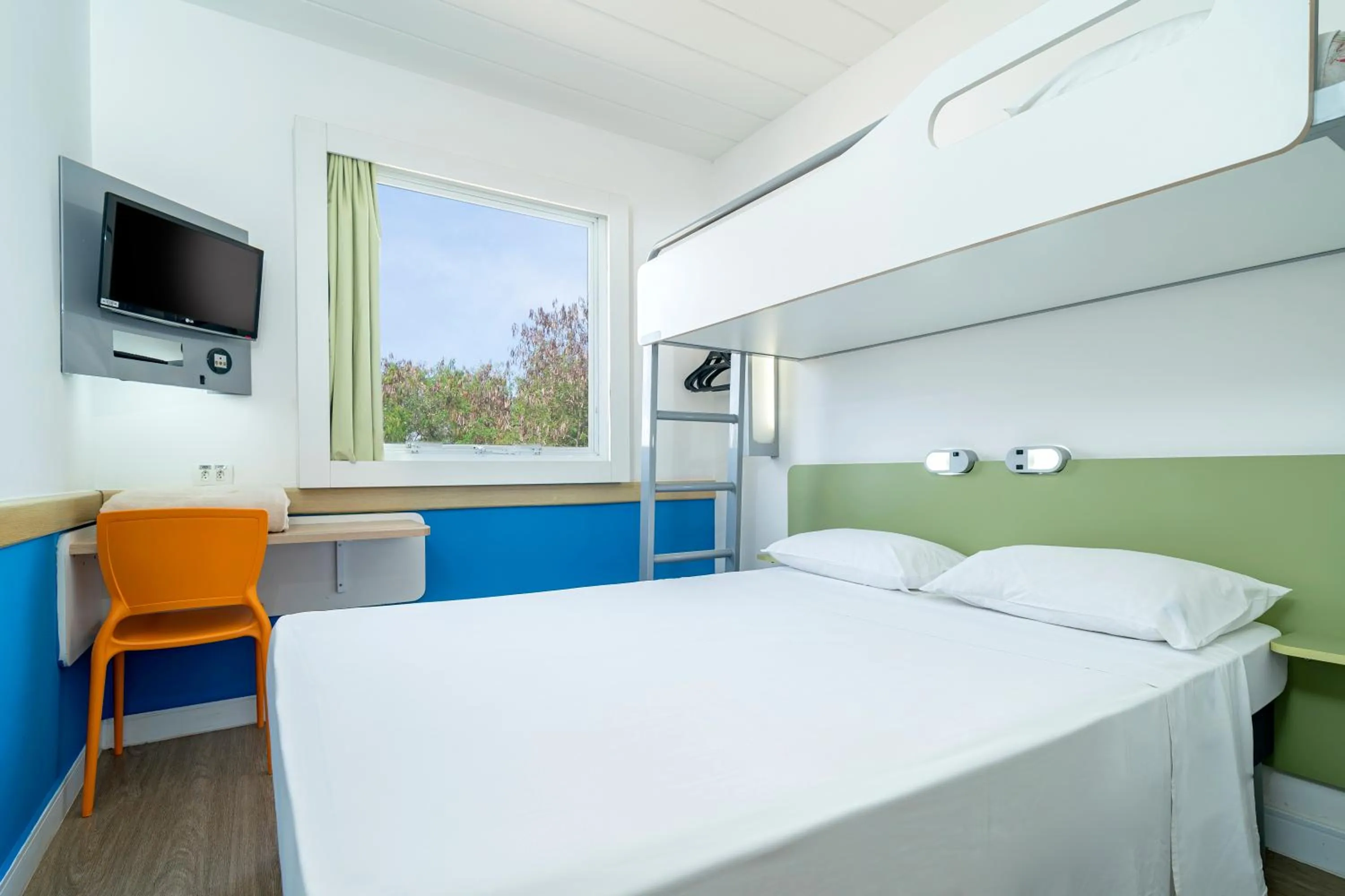 Bedroom, Bed in ibis budget Piracicaba