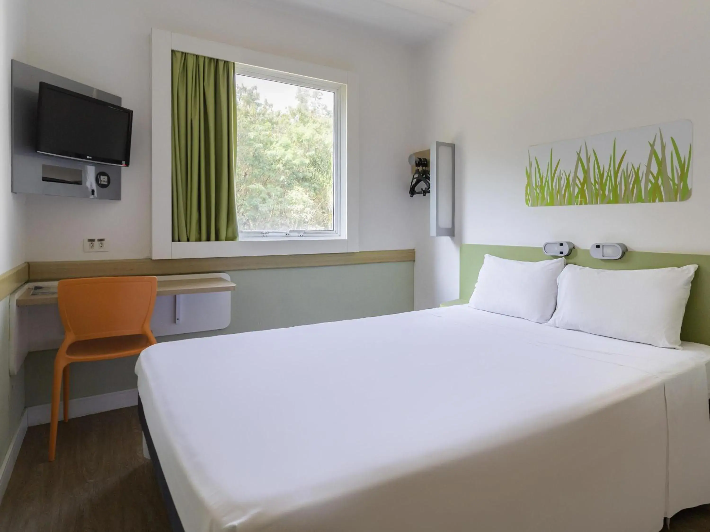 Bedroom, Bed in ibis budget Piracicaba Bedroom, Bed in ibis budget Piracicaba