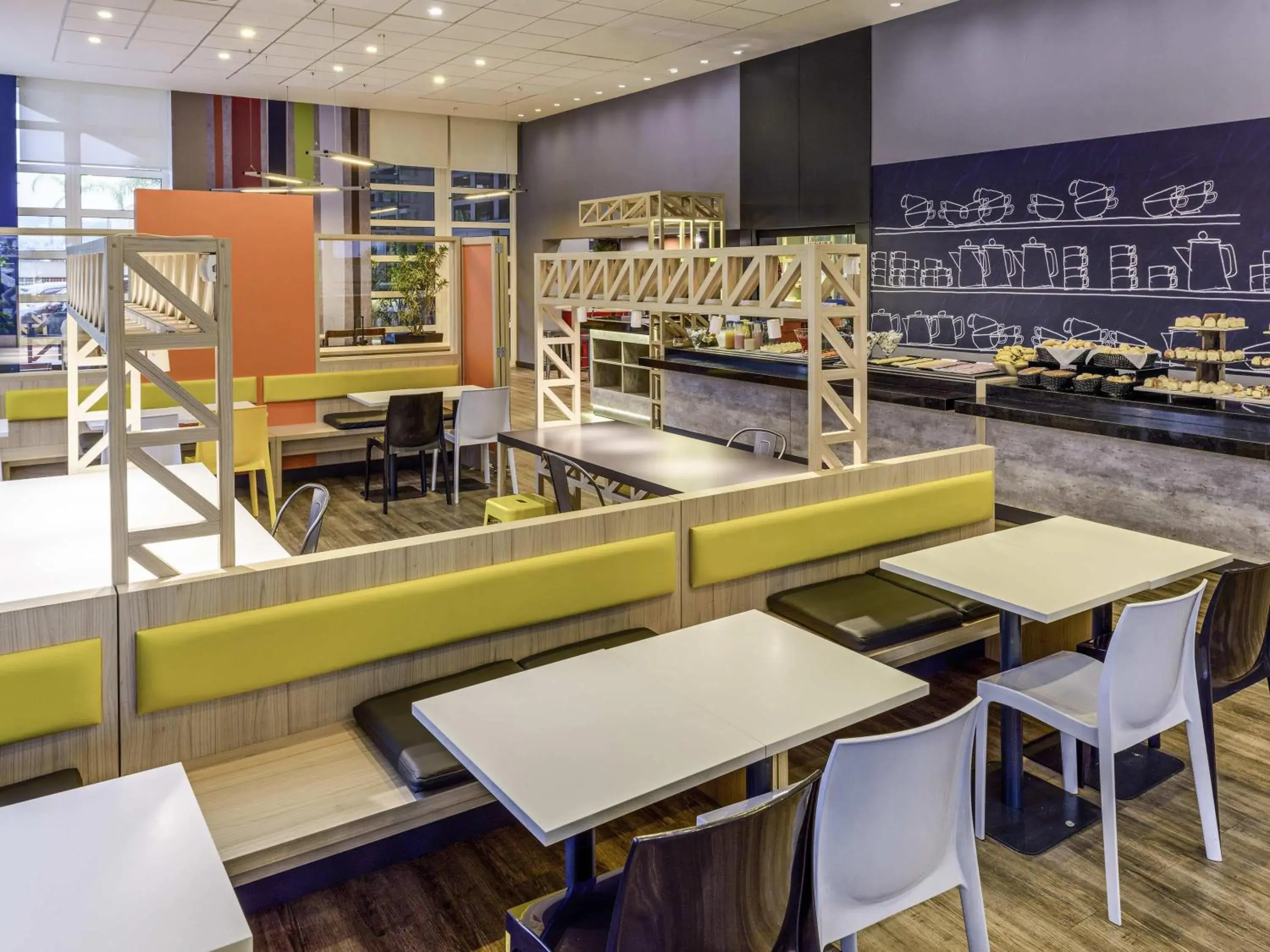 Restaurant/places to eat in ibis budget Sao Paulo Morumbi Restaurant/places to eat in ibis budget Sao Paulo Morumbi